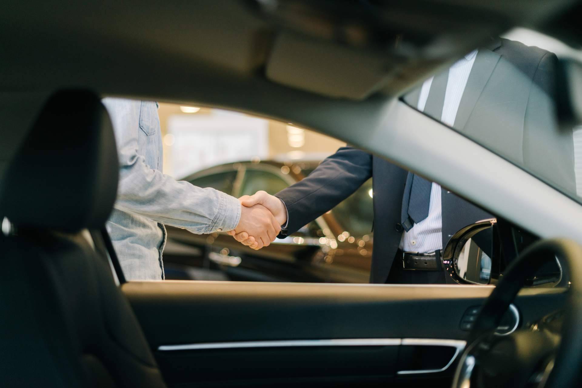 ¿Cómo vender un coche embargado?, por Compramos Tu Siniestro