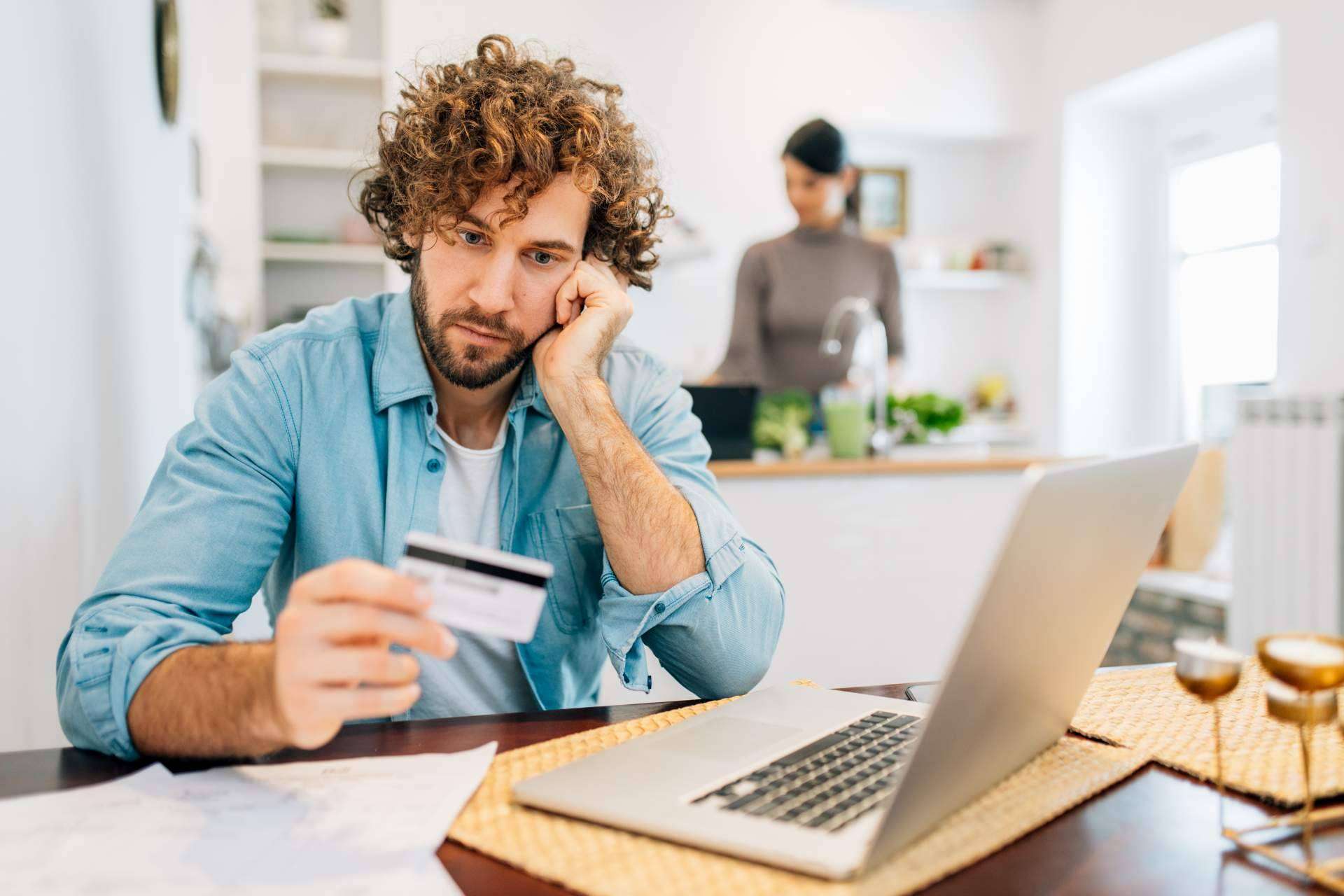 Servicios de renting y mantenimiento de CashGuard, de la mano de Telsystem