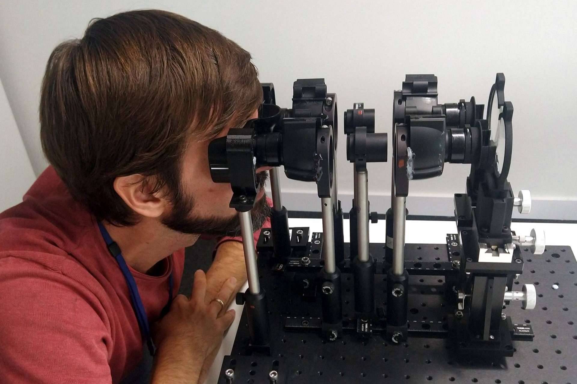2EyesVision, INDO y Limbak desarrollan un demostrador de lentes progresivas que permite validar in situ y anticipadamente el confort de visión del usuario