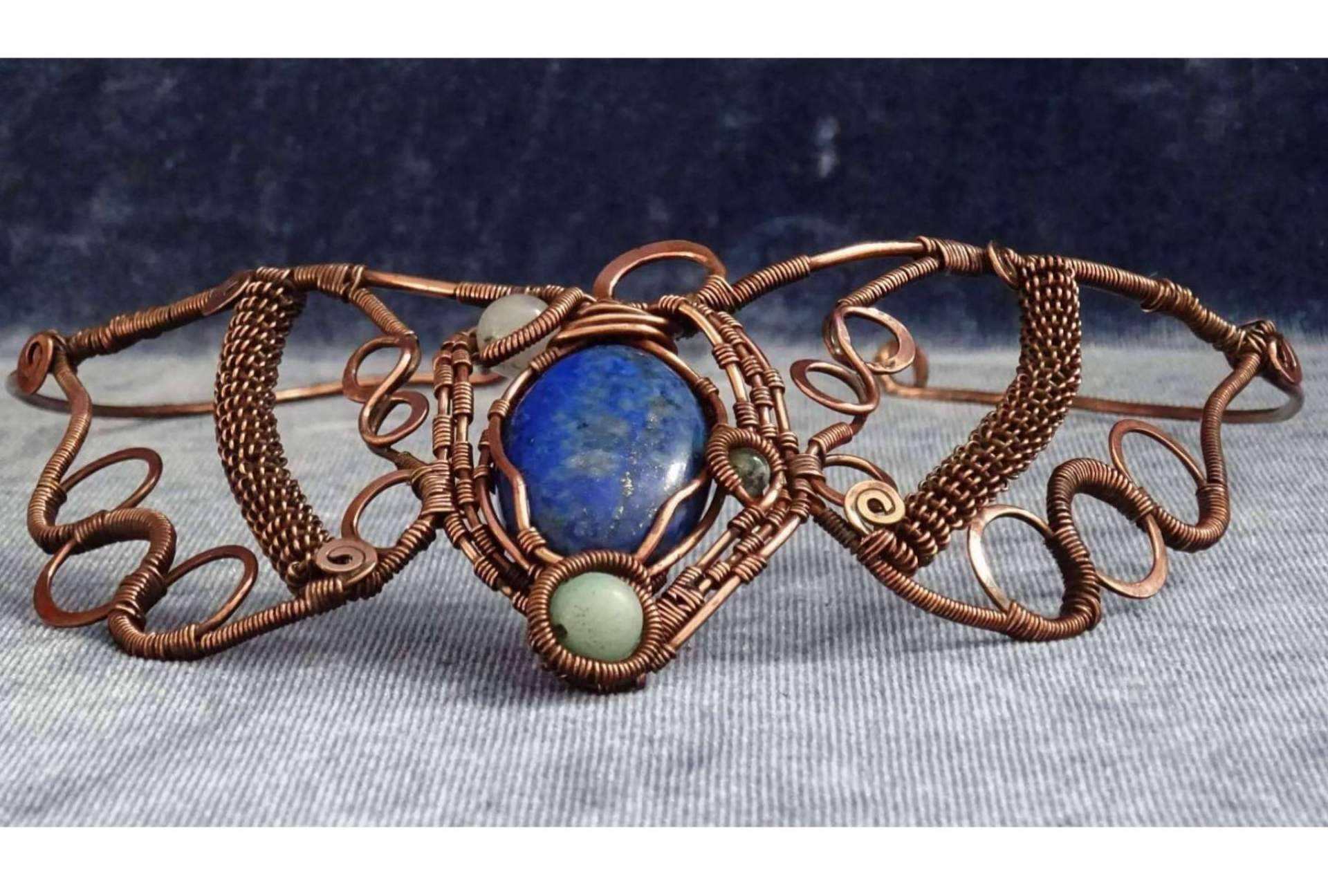 Fabricación de joyería artesanal y sostenible en Ecolibrí