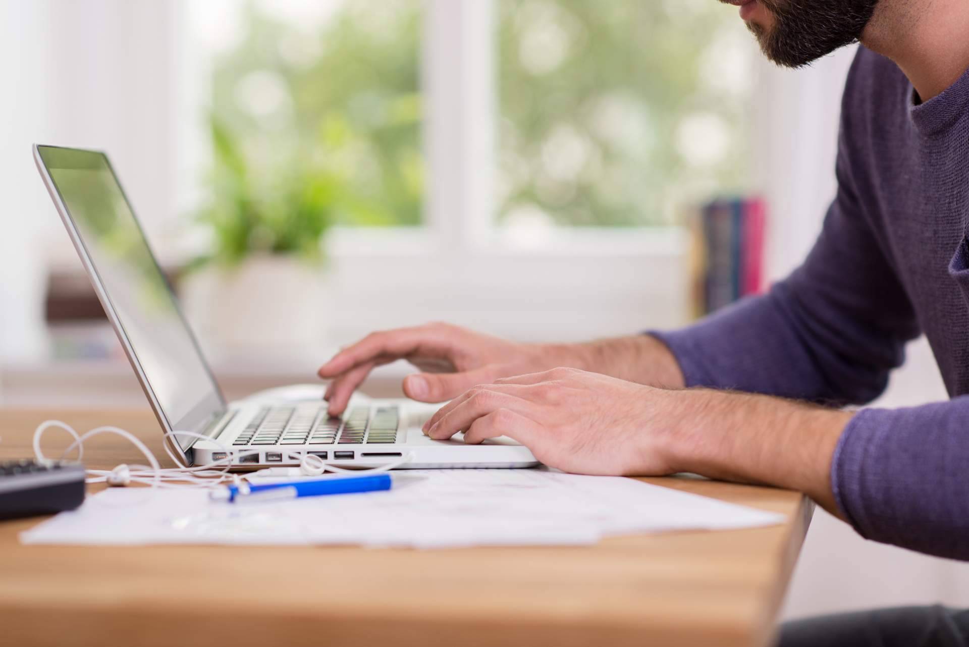 Applivery explica la importancia de gestionar los dispositivos móviles y ordenadores de los empleados
