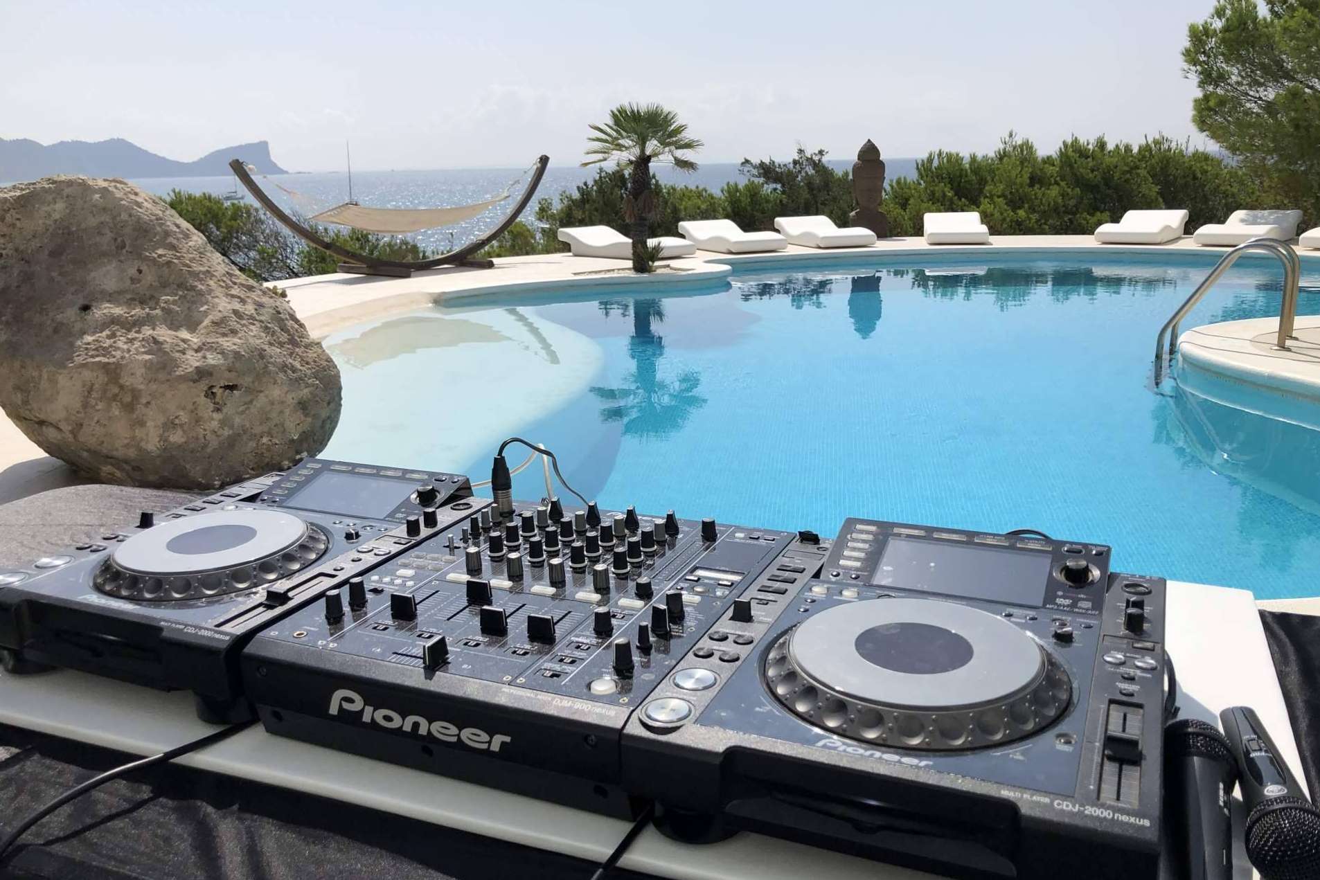 Elegir un buen equipo de sonido para eventos corporativos o bodas, de la mano de Alquilar Sonido