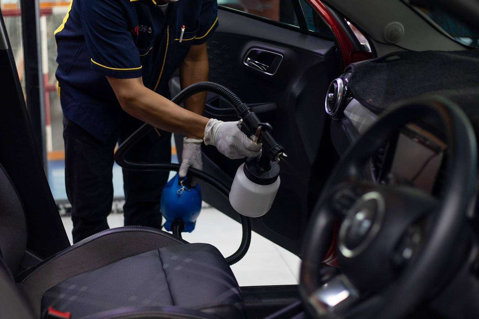 El amplio catálogo de productos para el detailing de Pinturas Camp de Turia