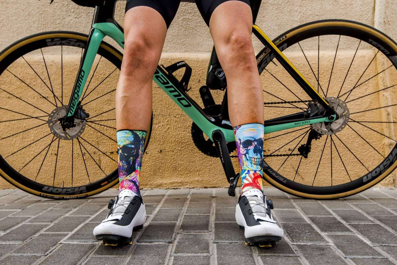 Calcetines ciclismo y running de calidad y de diseño en Maldita Buena Suerte