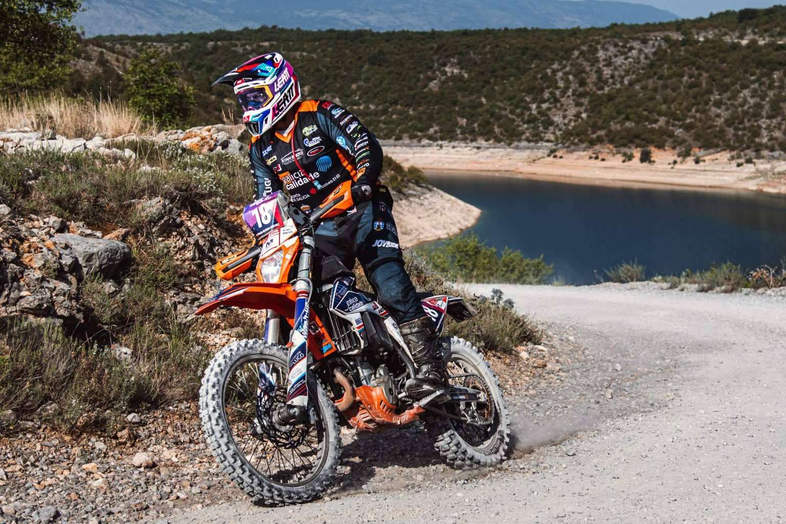 Ropa personalizada para enduro, motocross y trail en ADHESIVOSEMBARRADOS