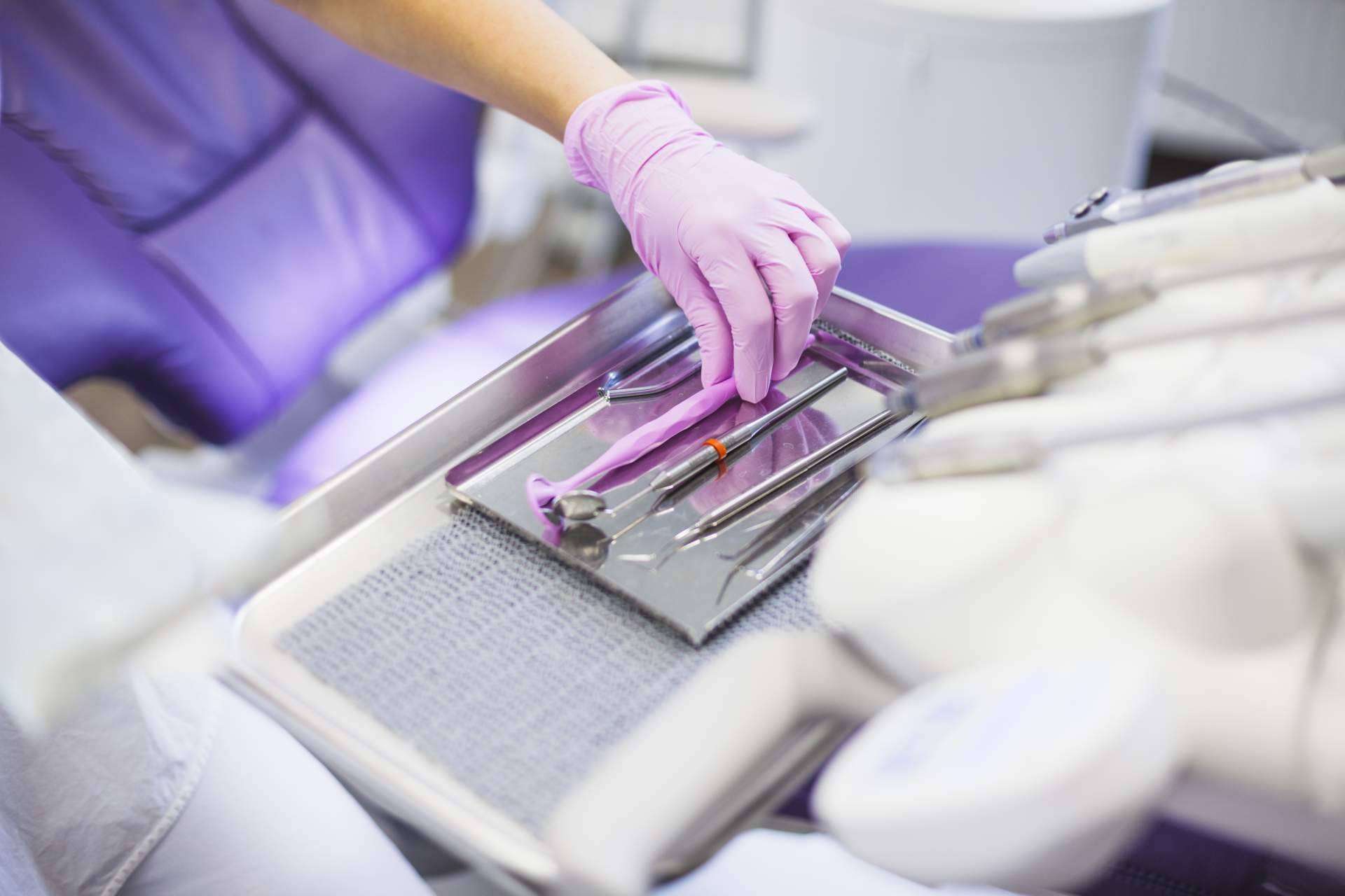 Los turistas que viajan para realizarse tratamientos dentales son acogidos en la Clínica Dental Delgado