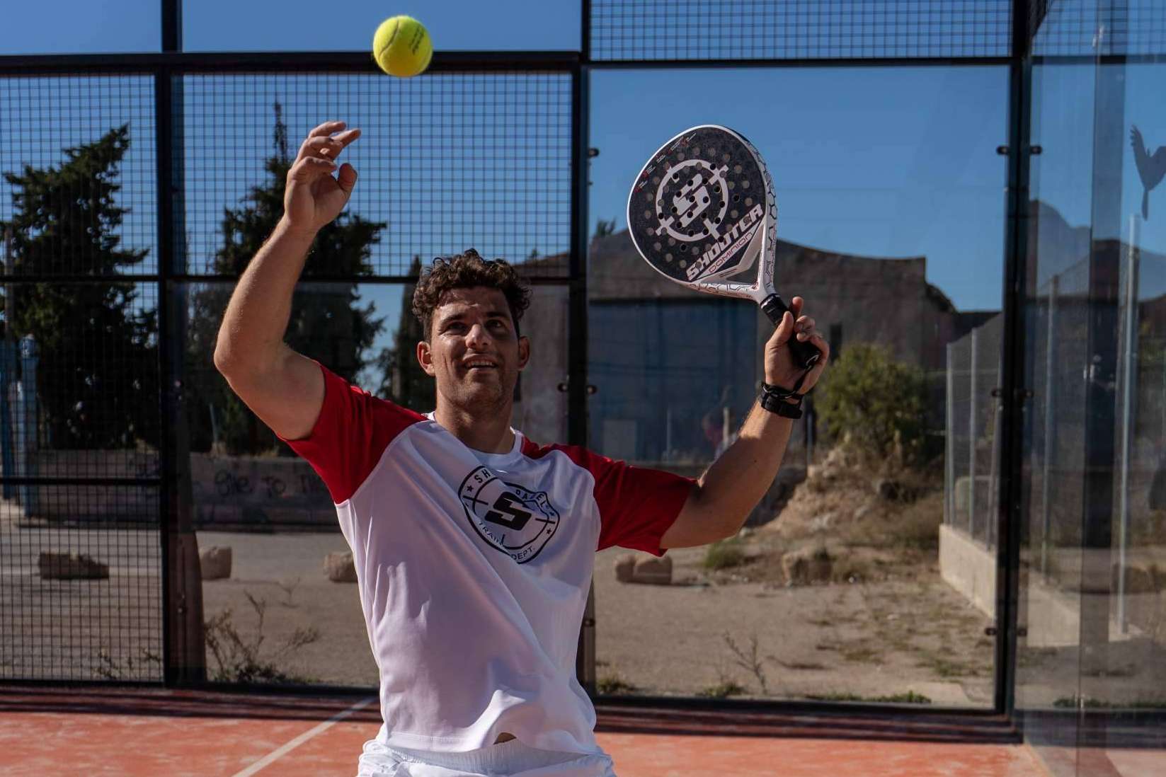 Palas de pádel profesionales con un proceso de fabricación único que permite personalizar cada pala, de la mano de SHOOTER PADEL