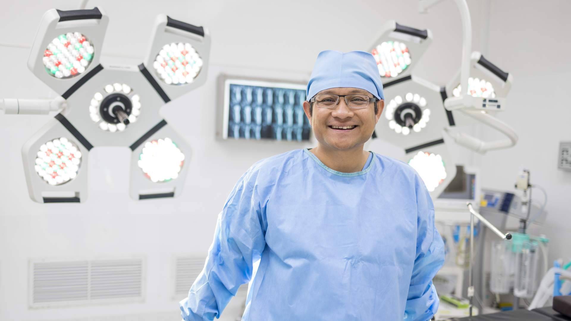 El novedoso tratamiento láser de la hernia discal que sirve para evitar la cirugía