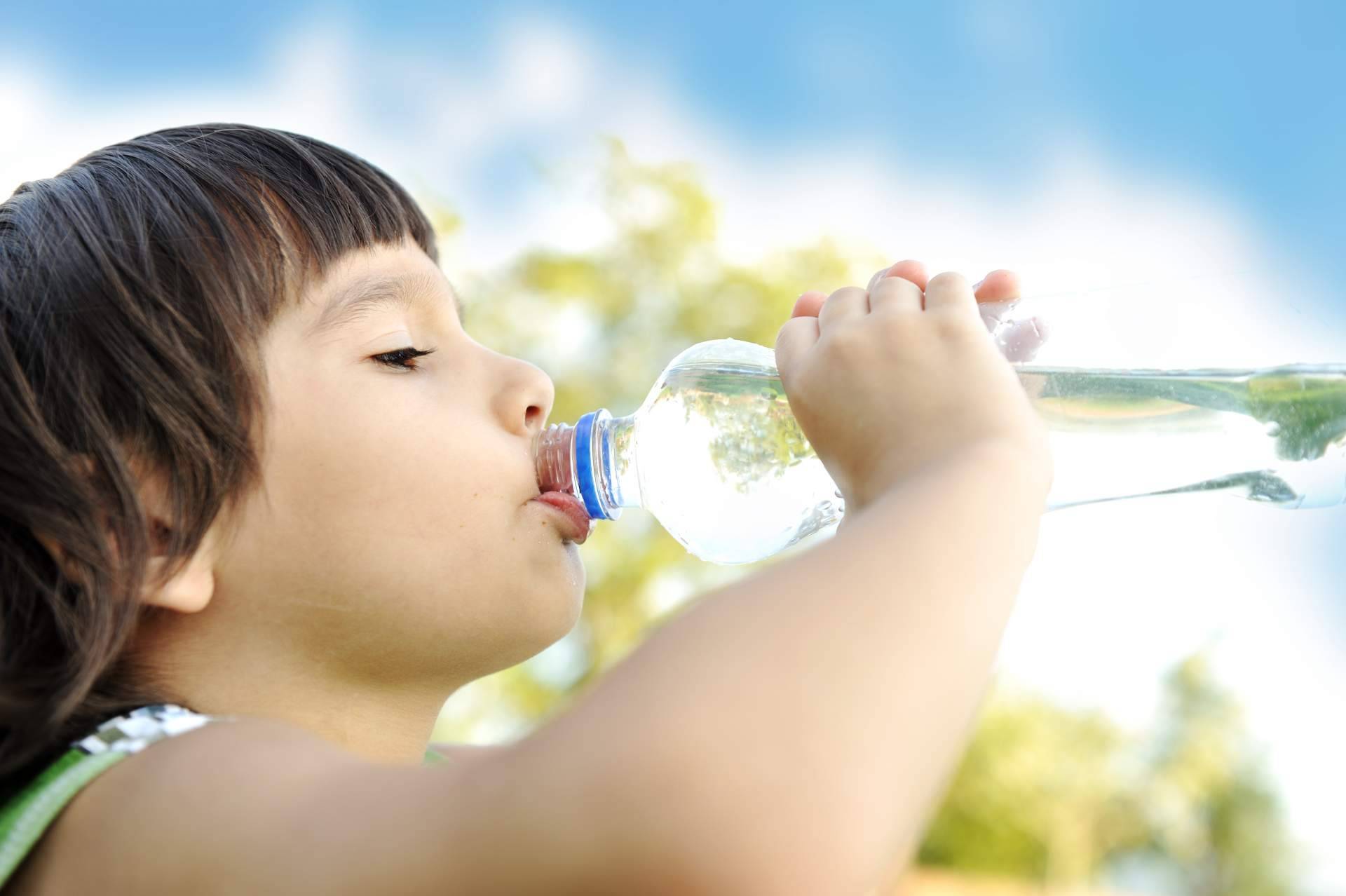 Cuidar el medioambiente y contribuir al reciclaje con las botellas de las fuentes de Blue Planet