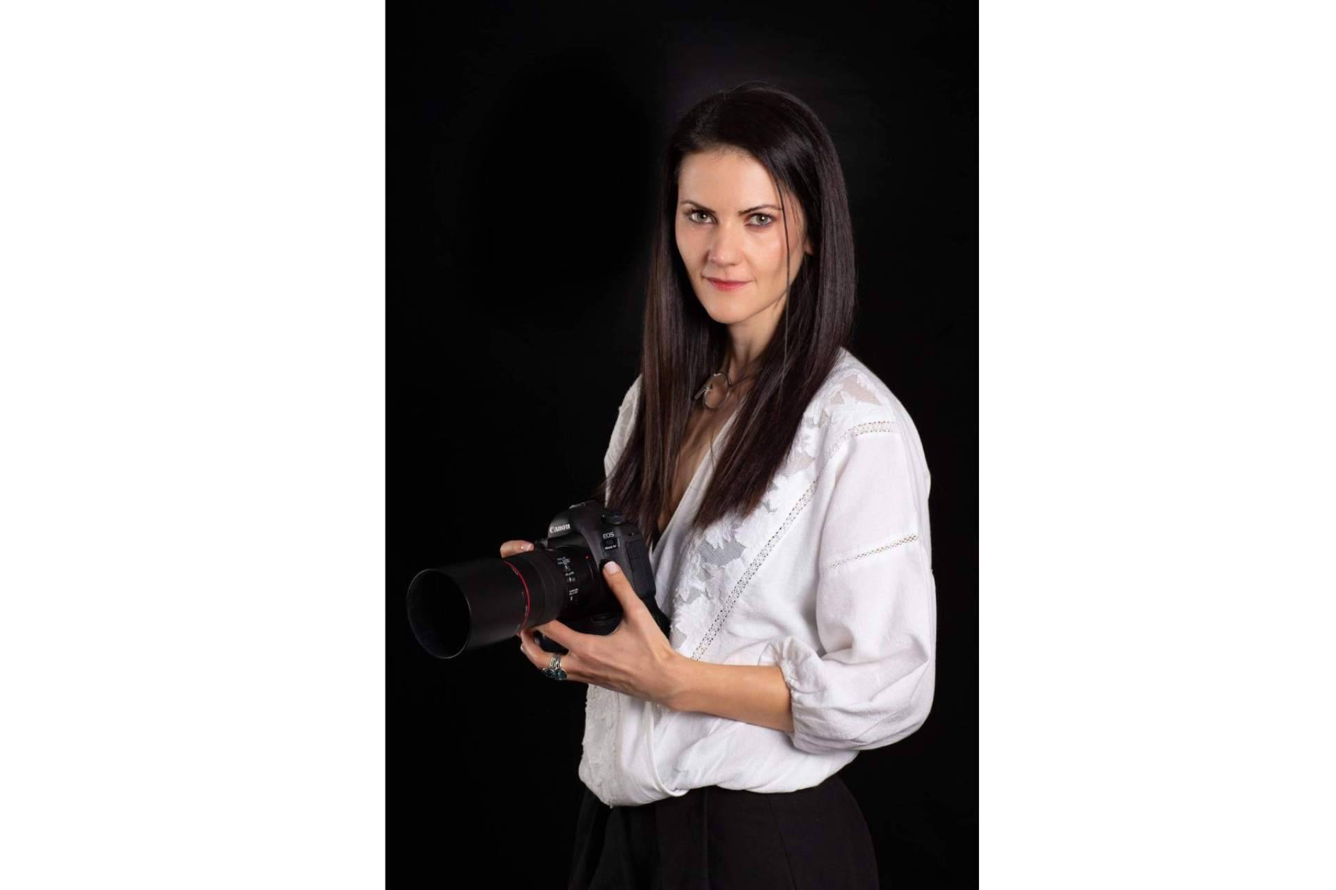 ¿Por qué contratar a un fotógrafo profesional para encontrar pareja?, por Nicoleta Lupu Agency