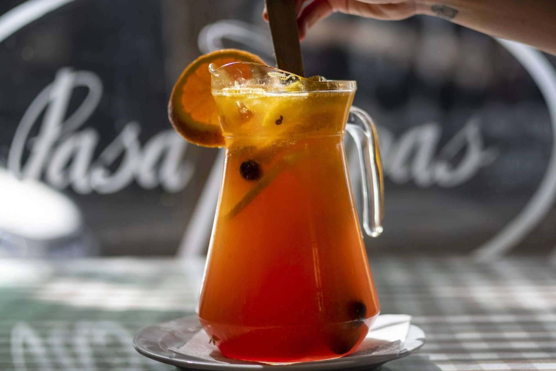 Pasa Tapas es el lugar donde celebrar una fiesta en privado con espacios amplios y catering mediterráneo