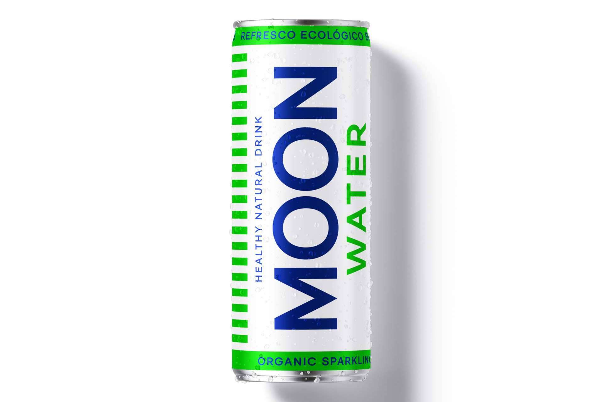 MoonWater embotella sus productos en aluminio libres de plásticos y con un packaging 100 % reciclable y reciclado