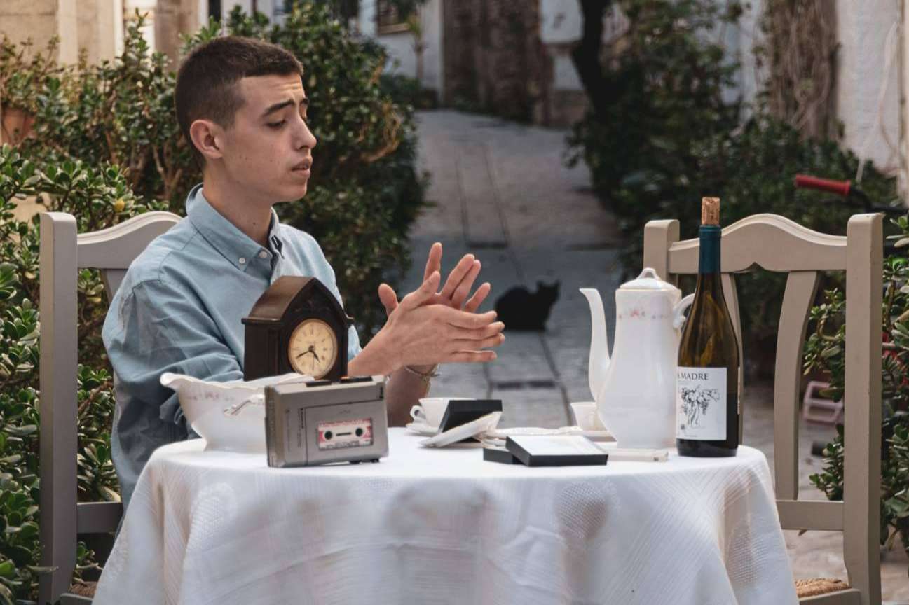 La nueva cara del flamenco joven se llama Alex Escot y presenta su nuevo disco