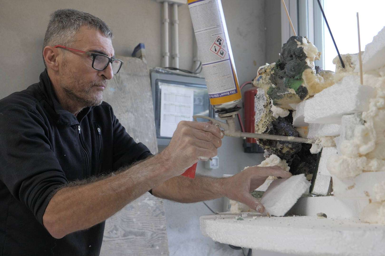 Vídeos del proceso de construcción de los dioramas de las 7 maravillas del mundo antiguo de Ramón Colomer en su canal de YouTube