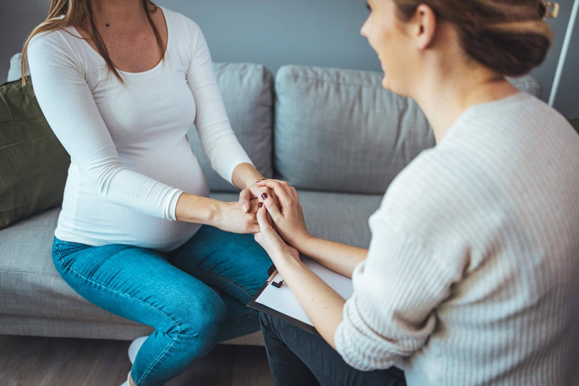 Bienestar psicológico con Cristina Centeno, la normalización actual de la epidemia de trastornos de ansiedad y las técnicas de gestión emocional y mindfulness