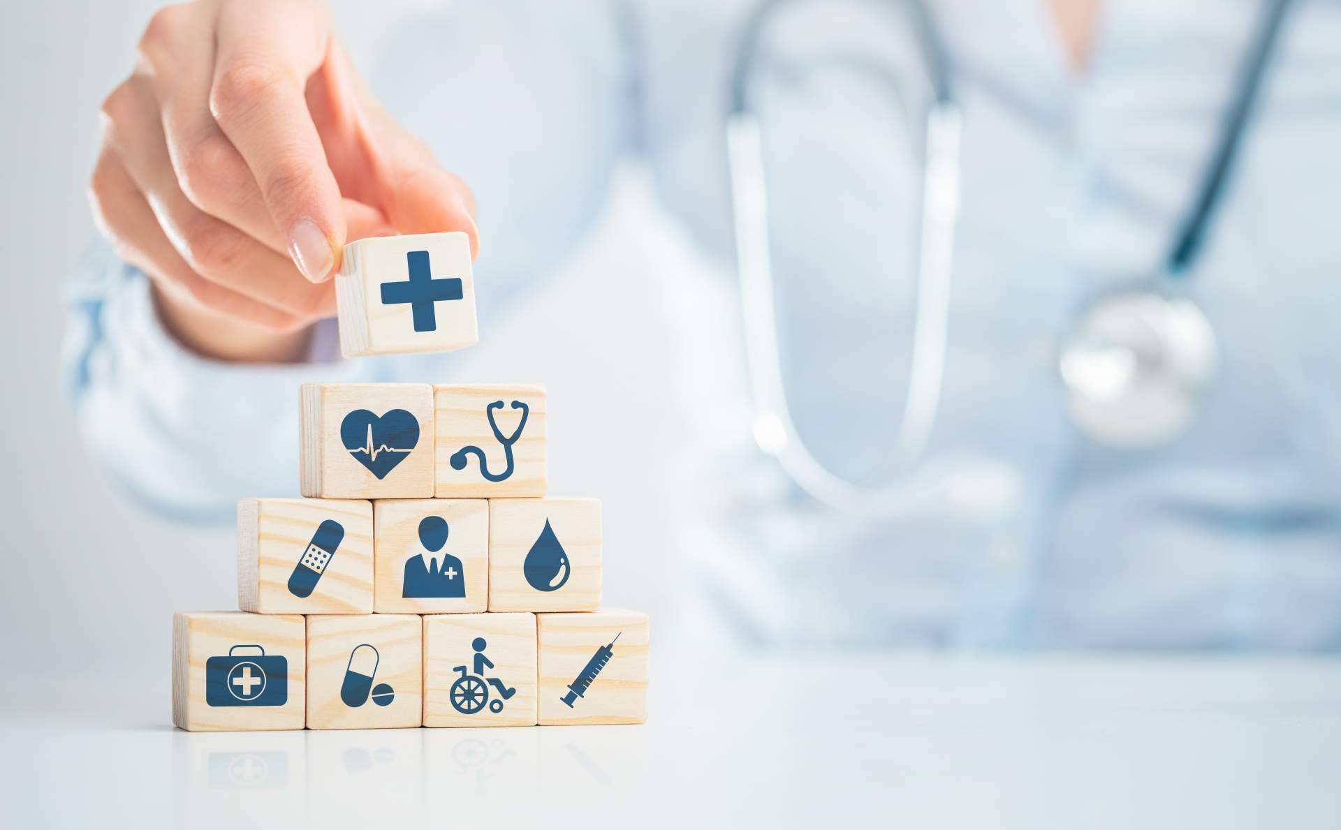 ¿Por qué es recomendable contar con un seguro de salud privado?