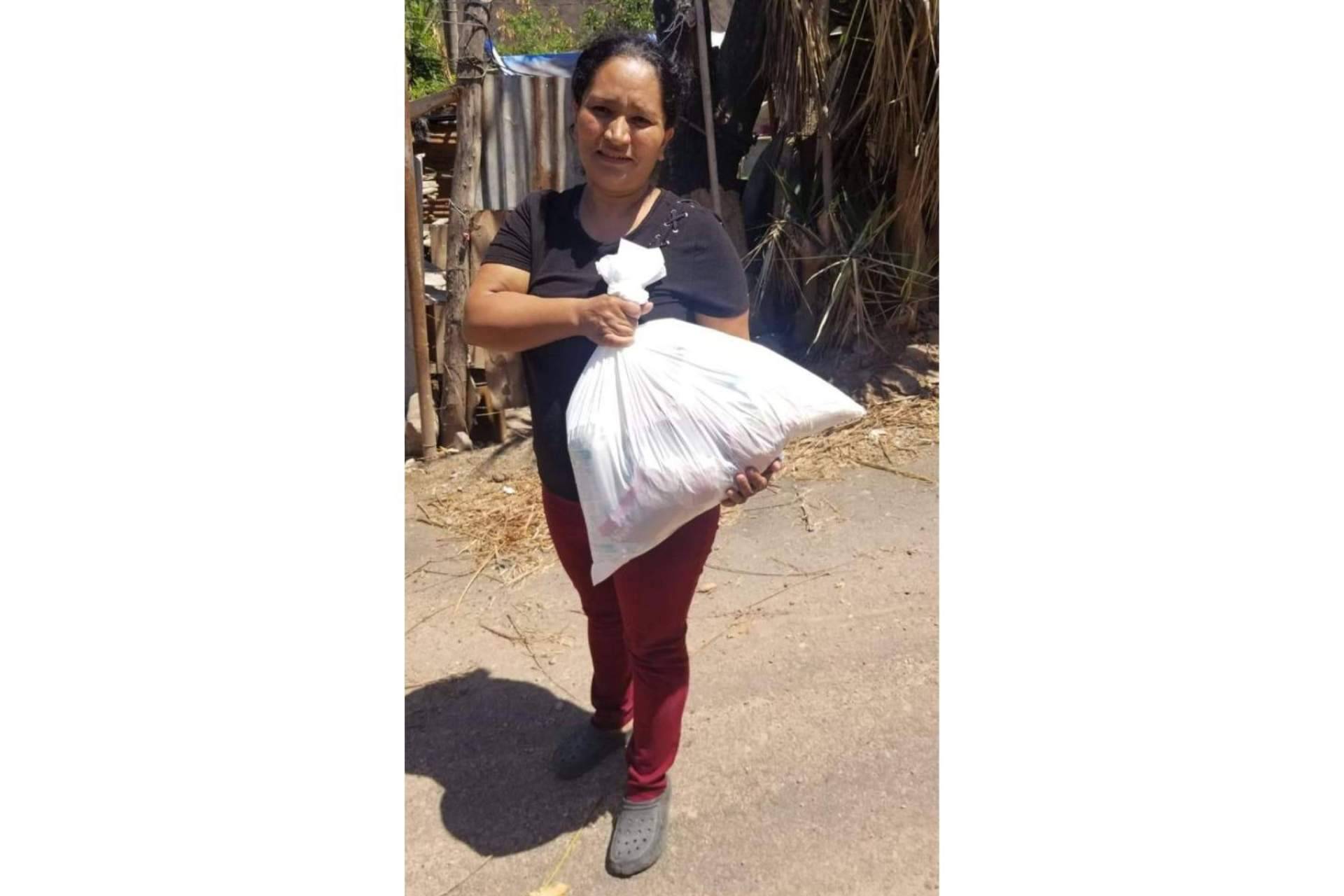 La entrega de alimentos básicos durante la pandemia y el compromiso de Elías Asfura con Fundación Marie