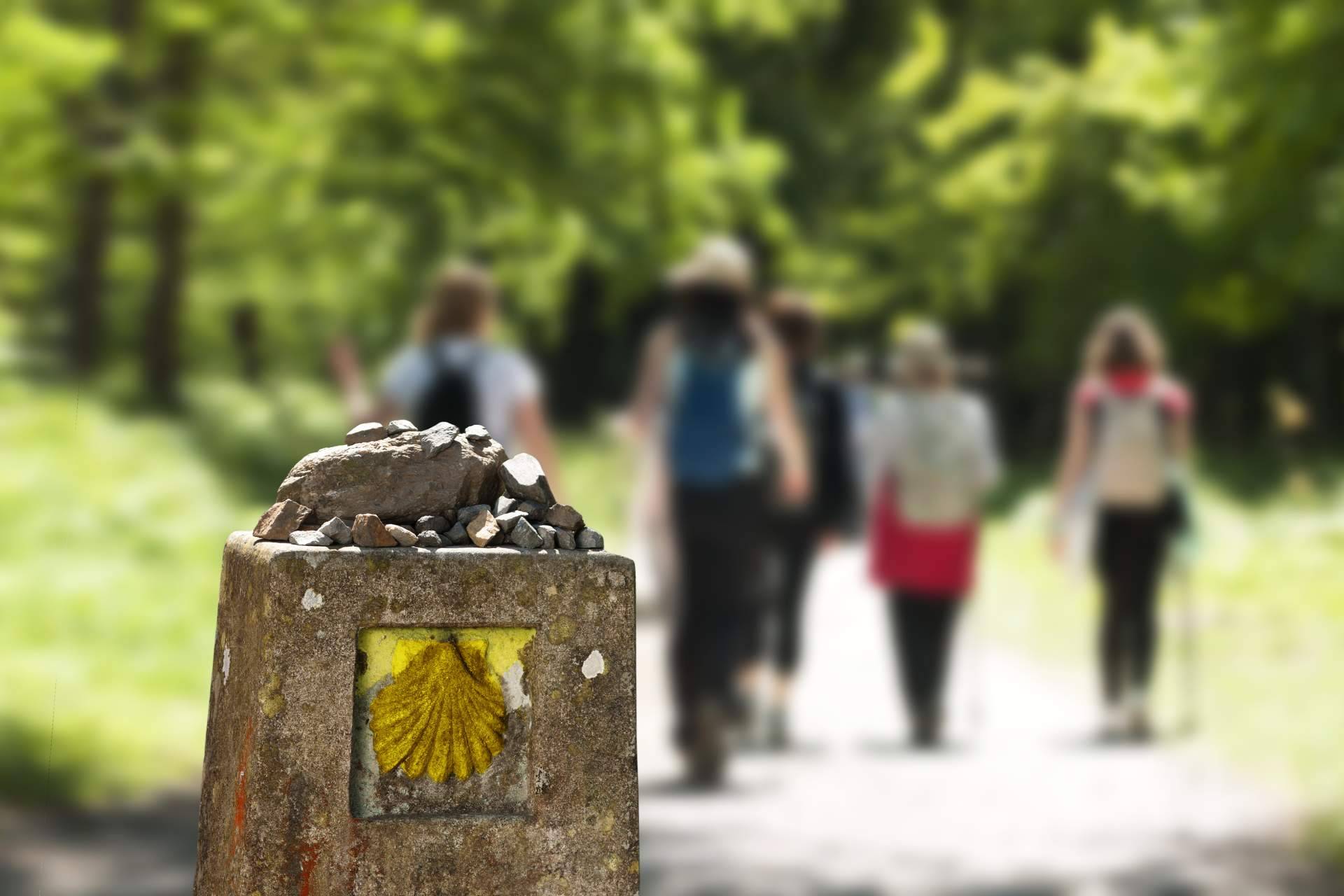 Un diseño propio de Jael Joyería en homenaje al Camino de Santiago es la pulsera peregrina