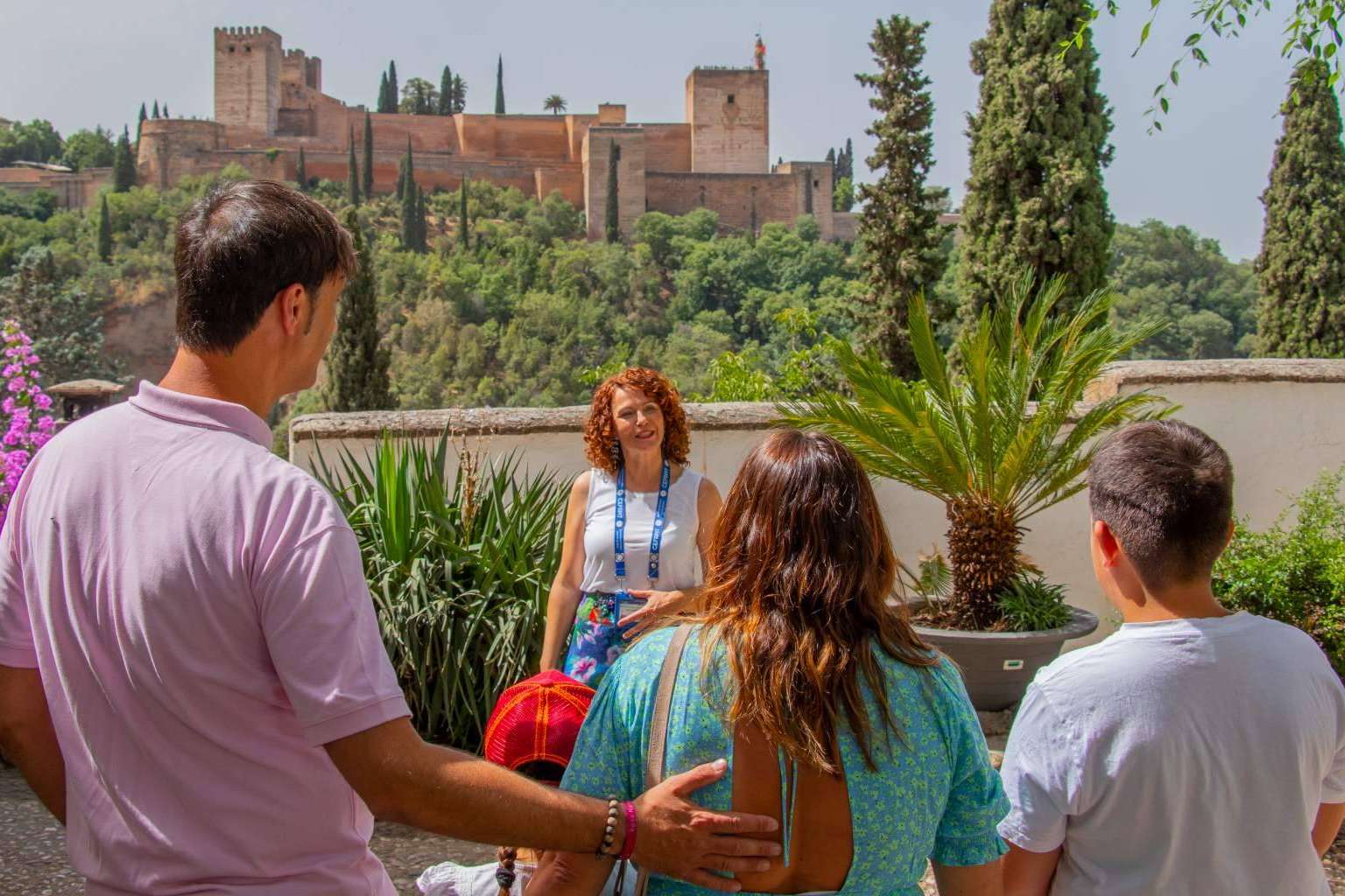 Turismo y visita a la Alhambra, de la mano de Arantxa Serrano