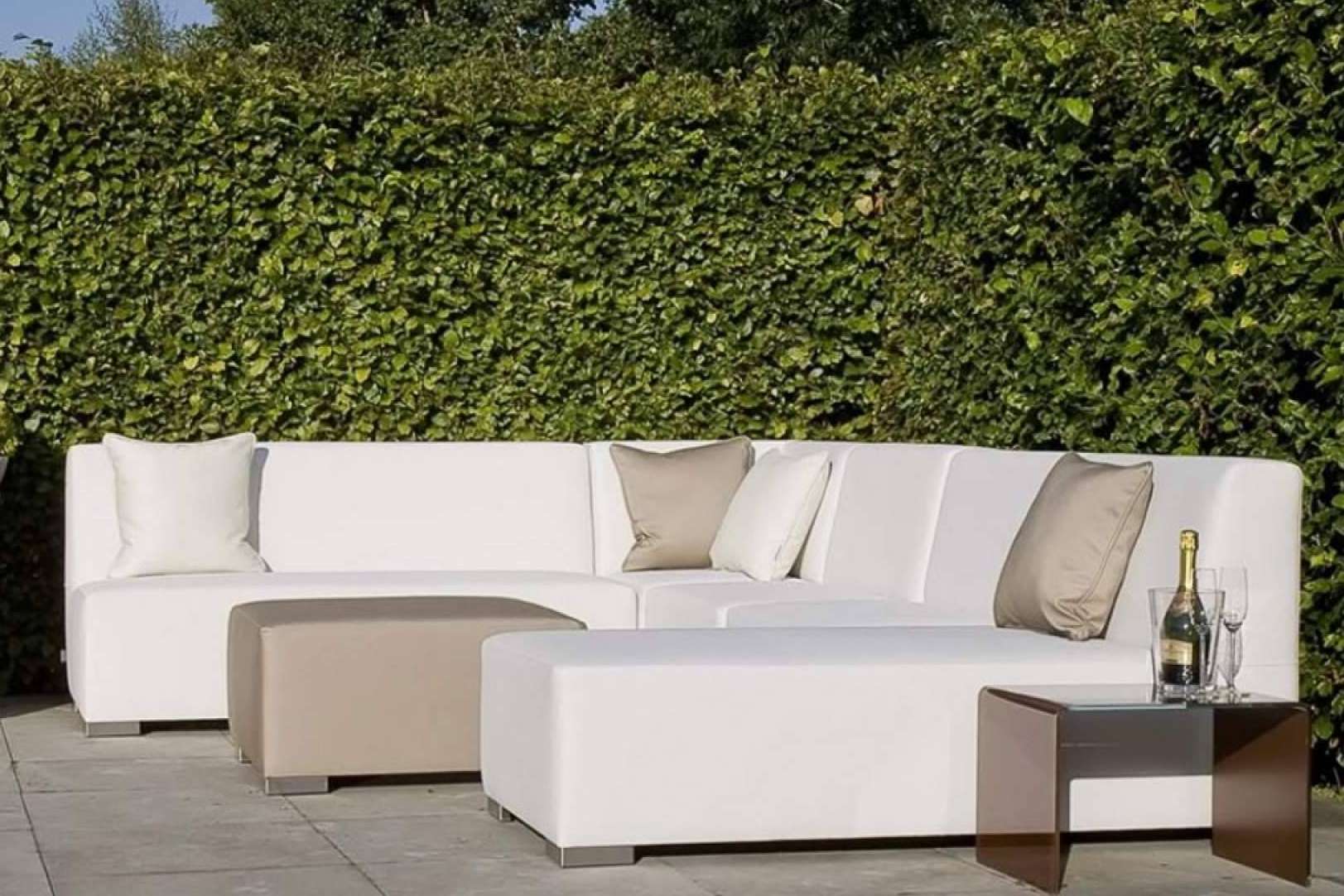 Sofás de exterior en Muebles-Hostelería