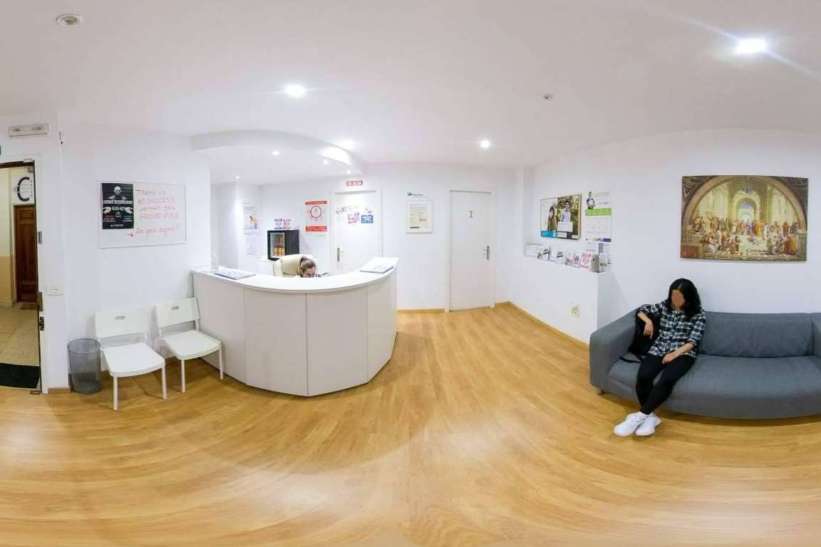 Cursos, tutorías en vivo, correcciones personalizadas y clases 100 % online en Inglessa, una academia de inglés en Gran Canaria y Las Palmas