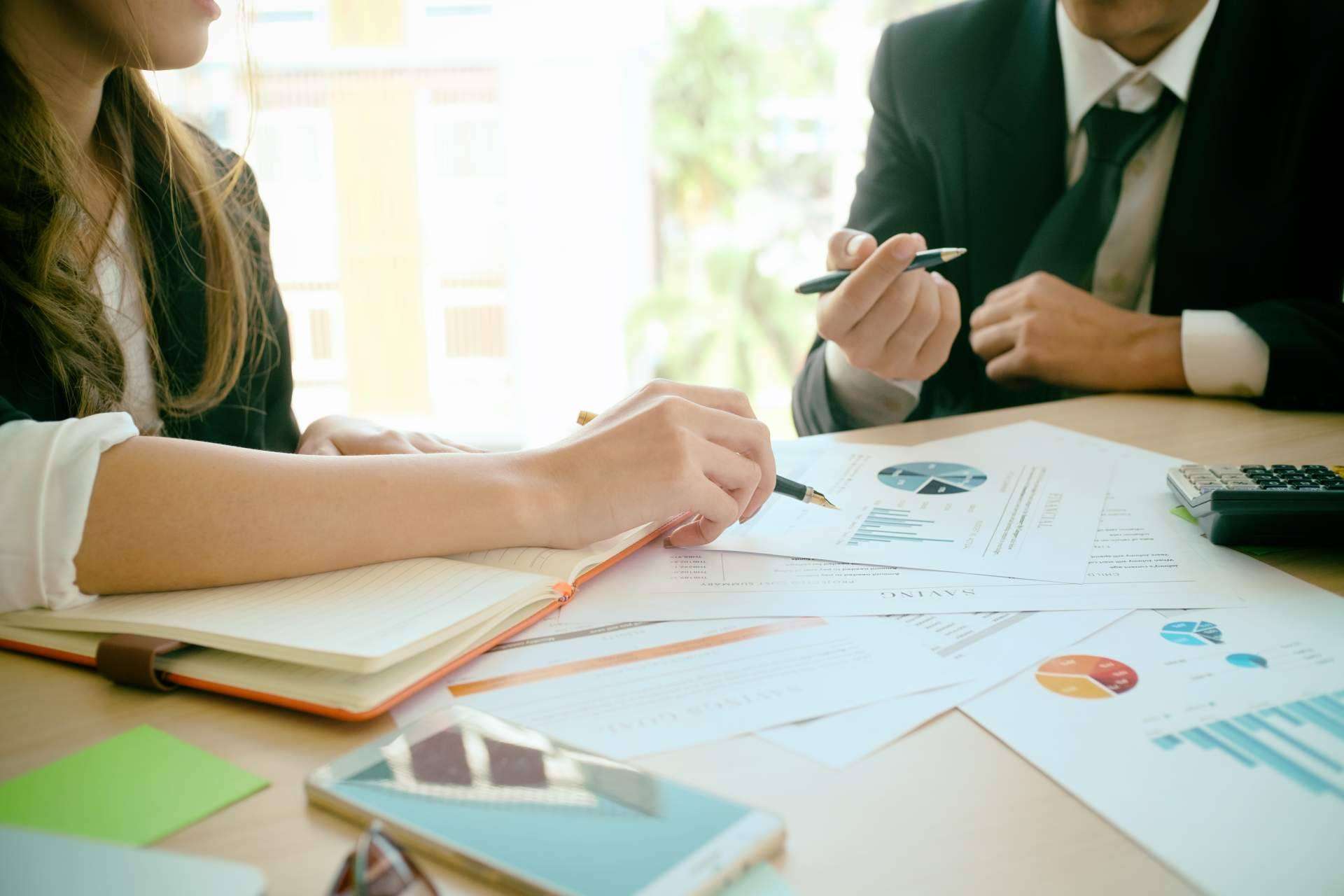 NOVI mentor club ofrece 5 claves para la contratación de un autónomo comercial
