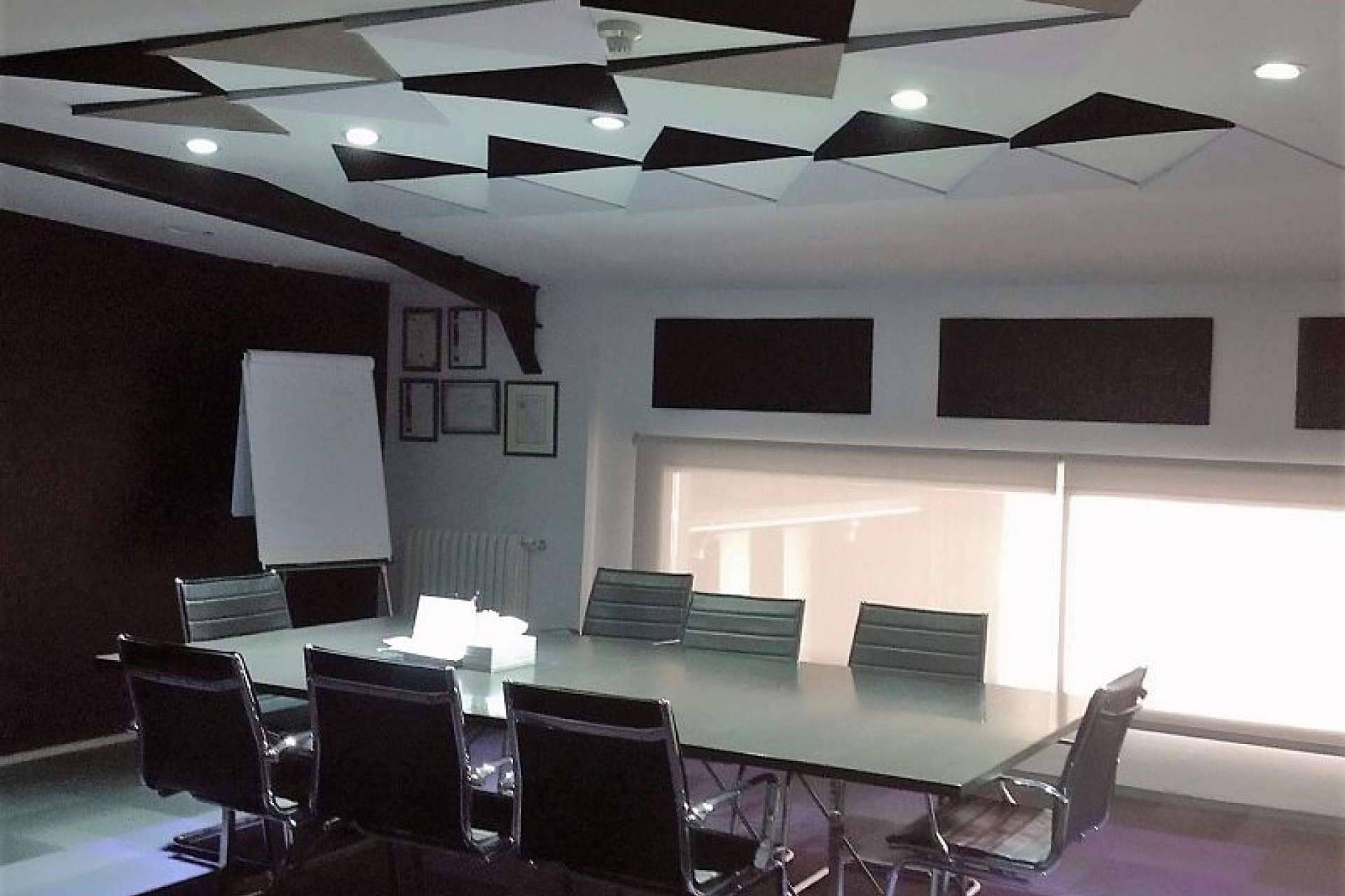 Paneles acústicos para mejorar la acústica y el diseño de las oficinas, por Acústica Decorativa