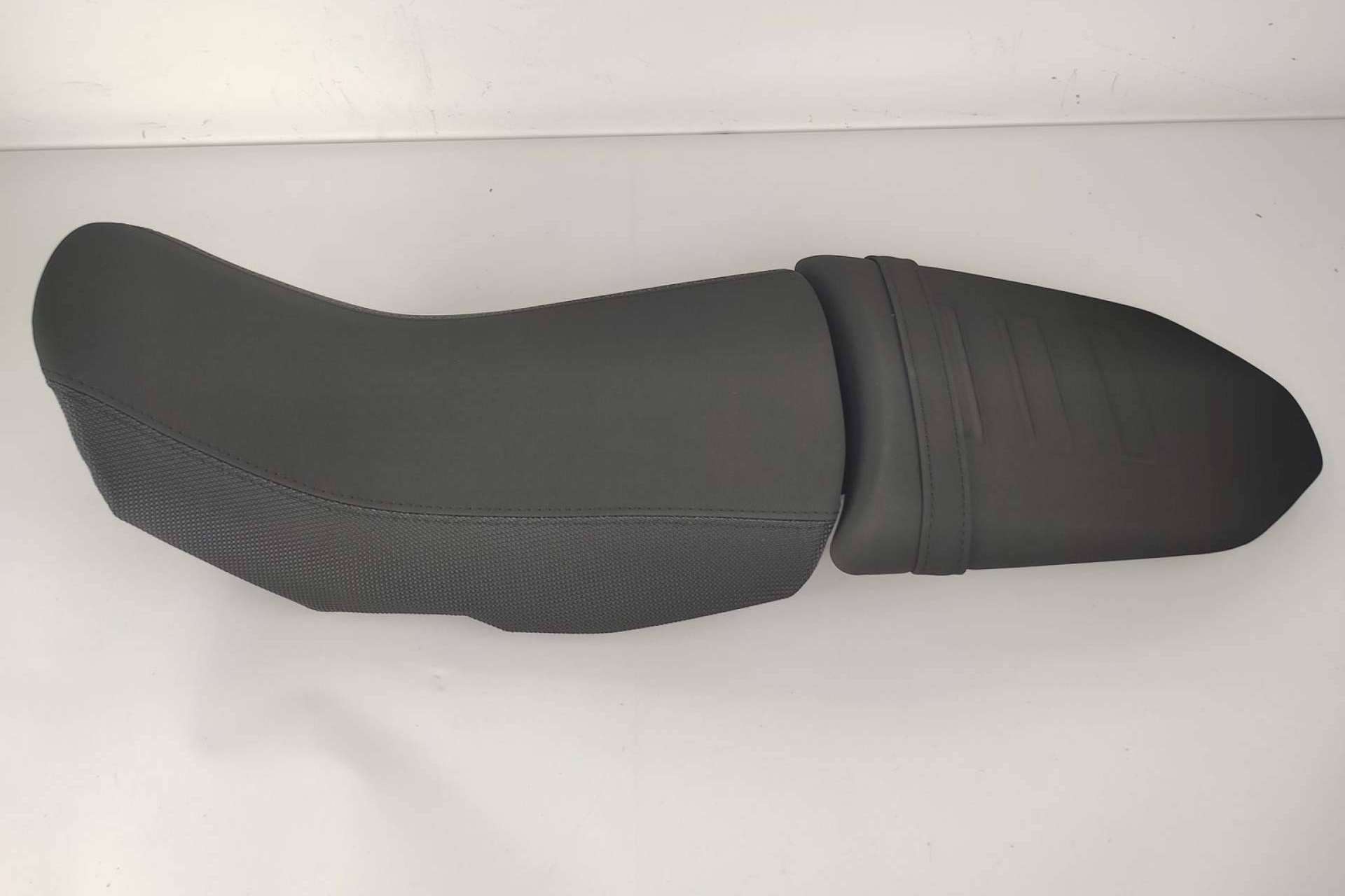 El modelo de funda para moto negra de JM-FUNDAS
