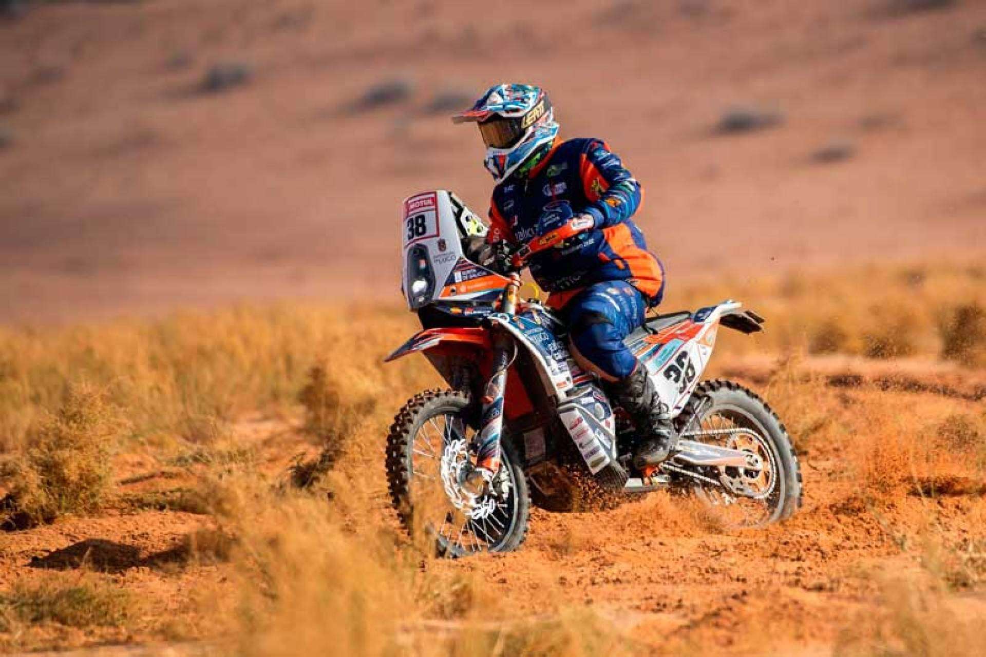 ¿Dónde encontrar equipación Dakar? ADHESIVOSEMBARRADOS