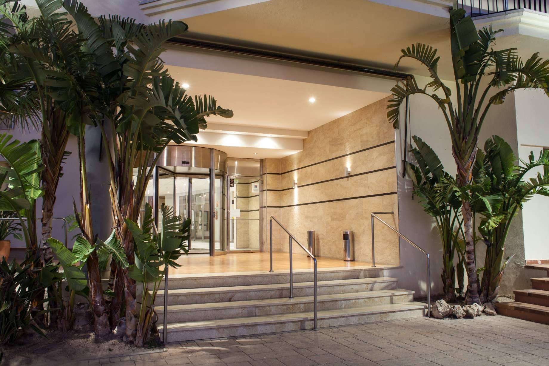 Valhotel RTL El Puig, la residencia de tiempo libre cerca de Valencia que está ubicada en primera línea del mar Mediterráneo