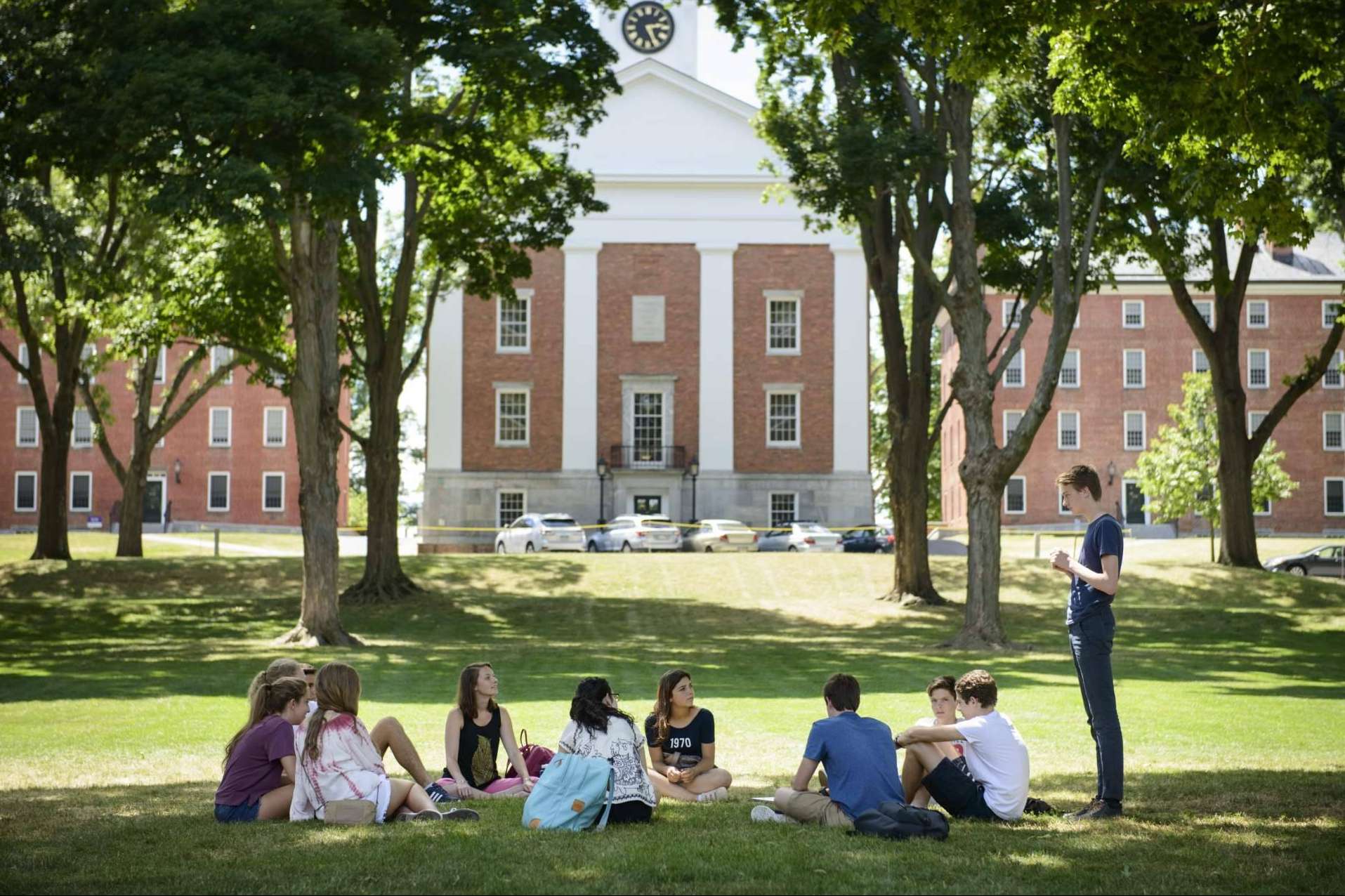 Vivir una experiencia en el extranjero con los cursos Pre-College de Round The World Spain