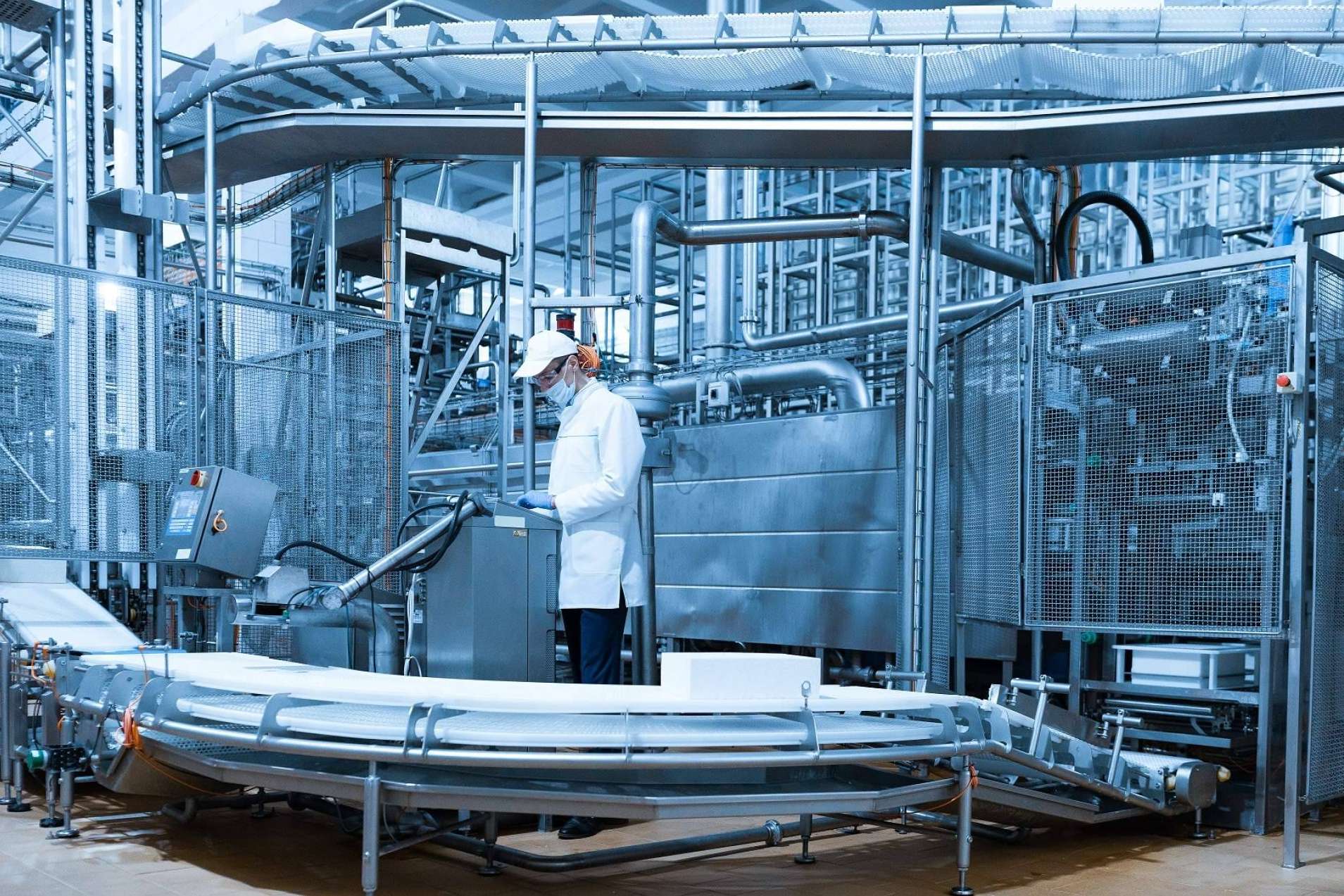¿Cómo afecta el componente humano en una restructuración industrial?, por Manager in Motion