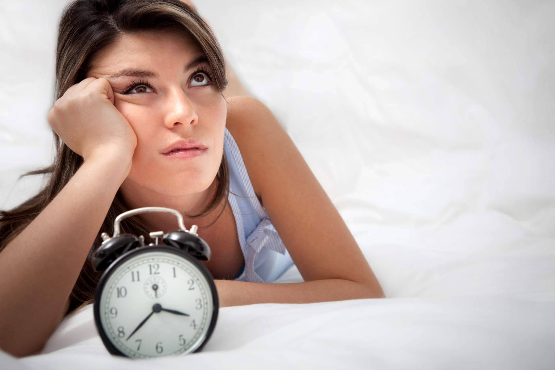 El papel de la melatonina para luchar contra el insomnio, con Farmacia Guitart