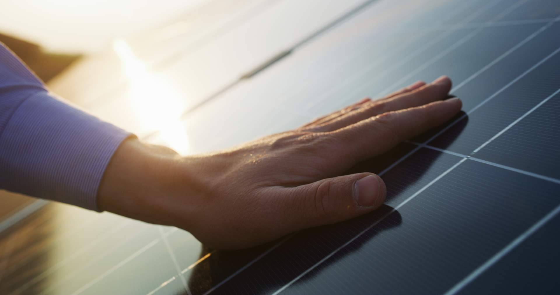 El servicio integral de autoconsumo fotovoltaico de Zerinthia Battery