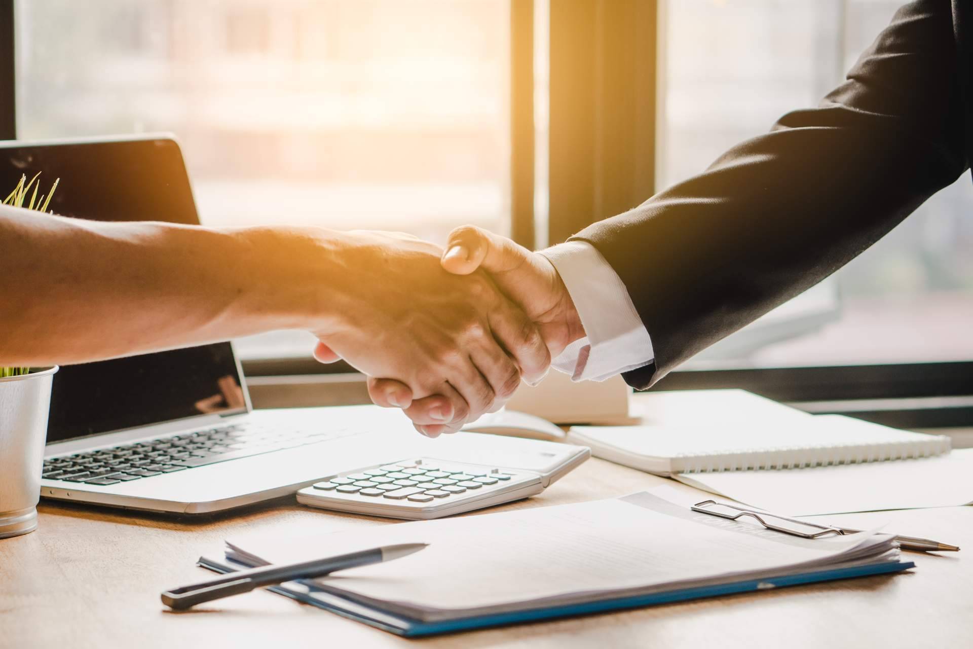 NOVI mentor club facilita la contratación de agentes comerciales externos