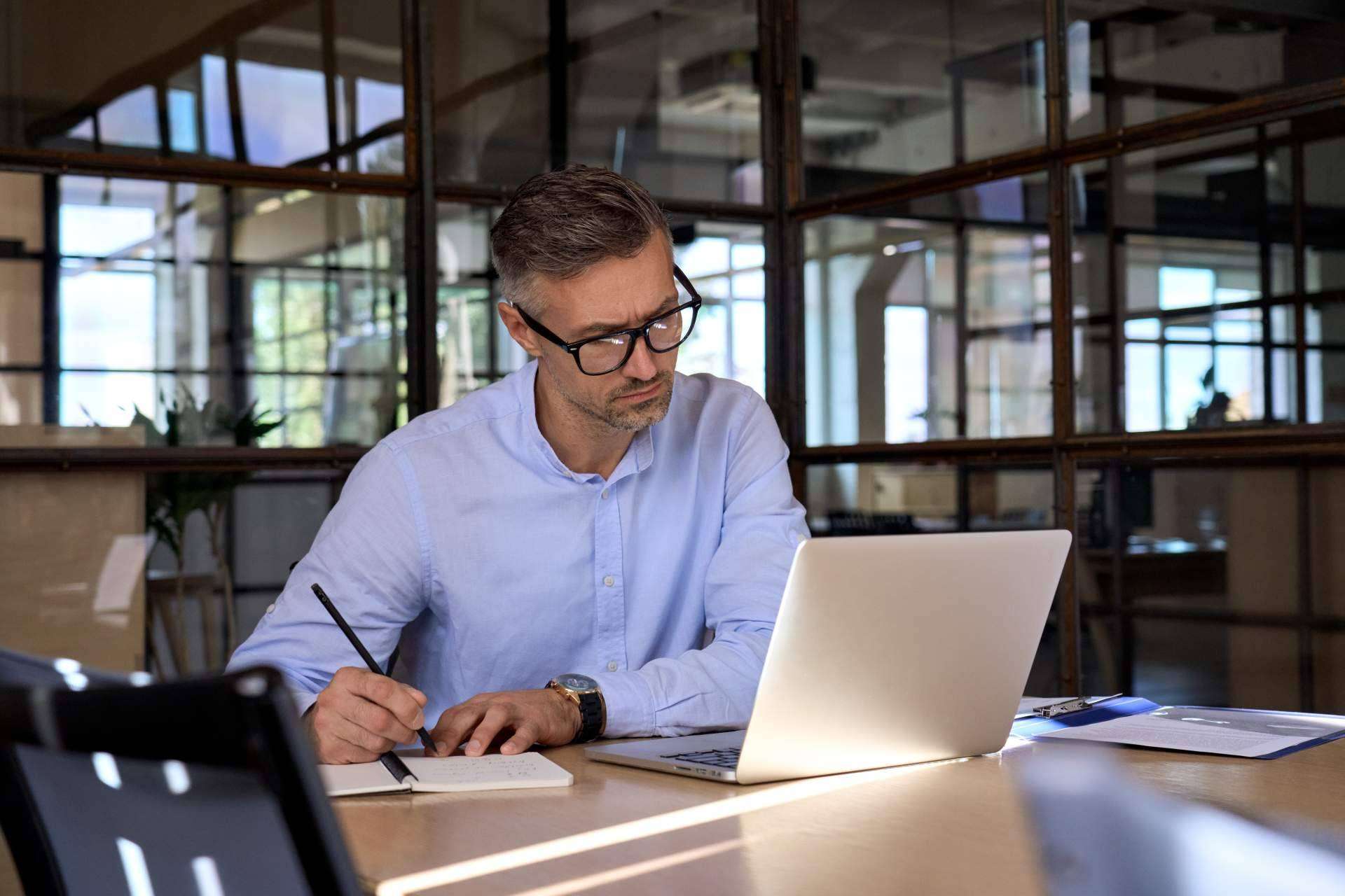 Las recomendaciones para empezar un negocio digital, con Onebizness.com