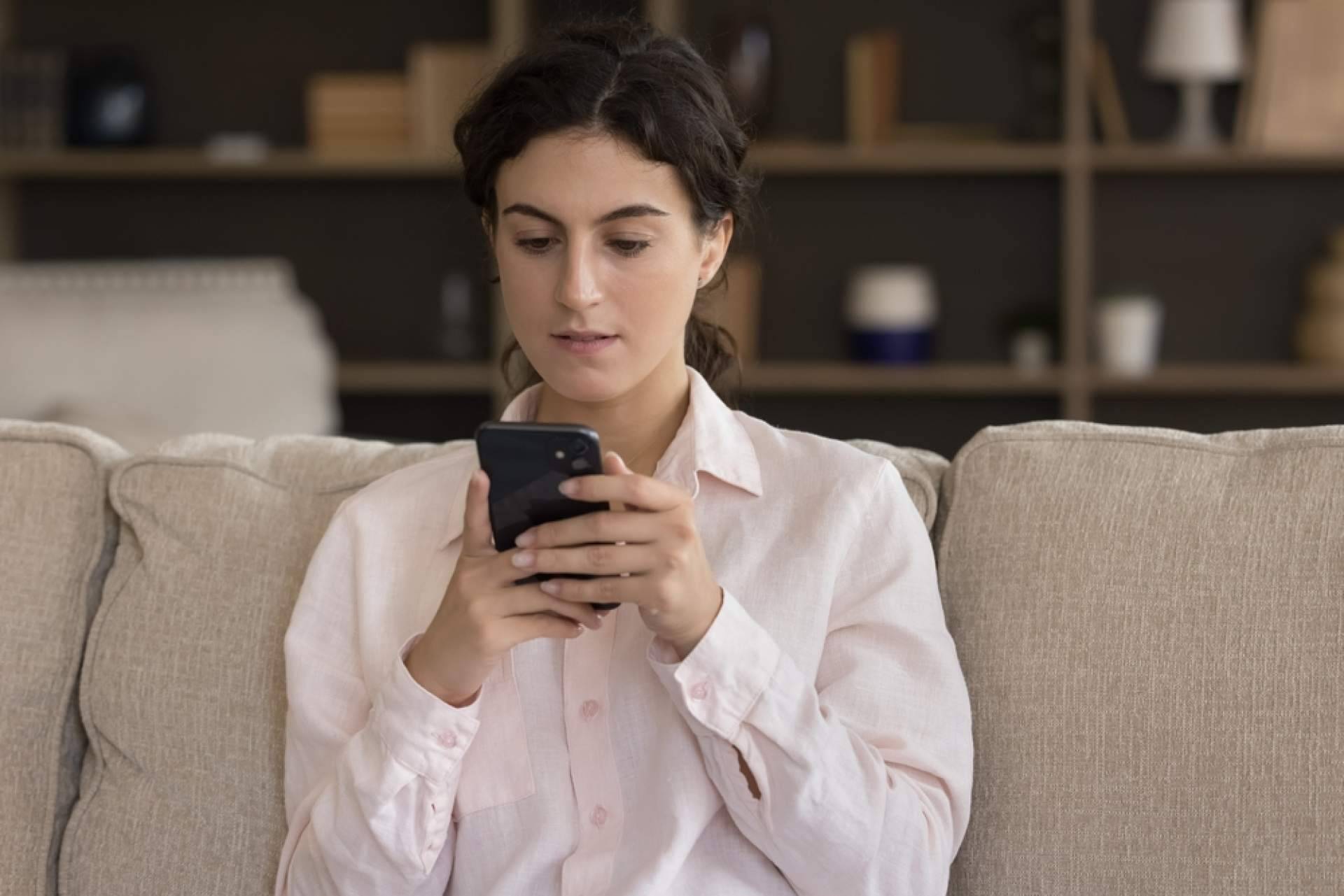 ¿Cómo tratar la dependencia emocional en mujeres?, de la mano de Apoyo Psicológico Online
