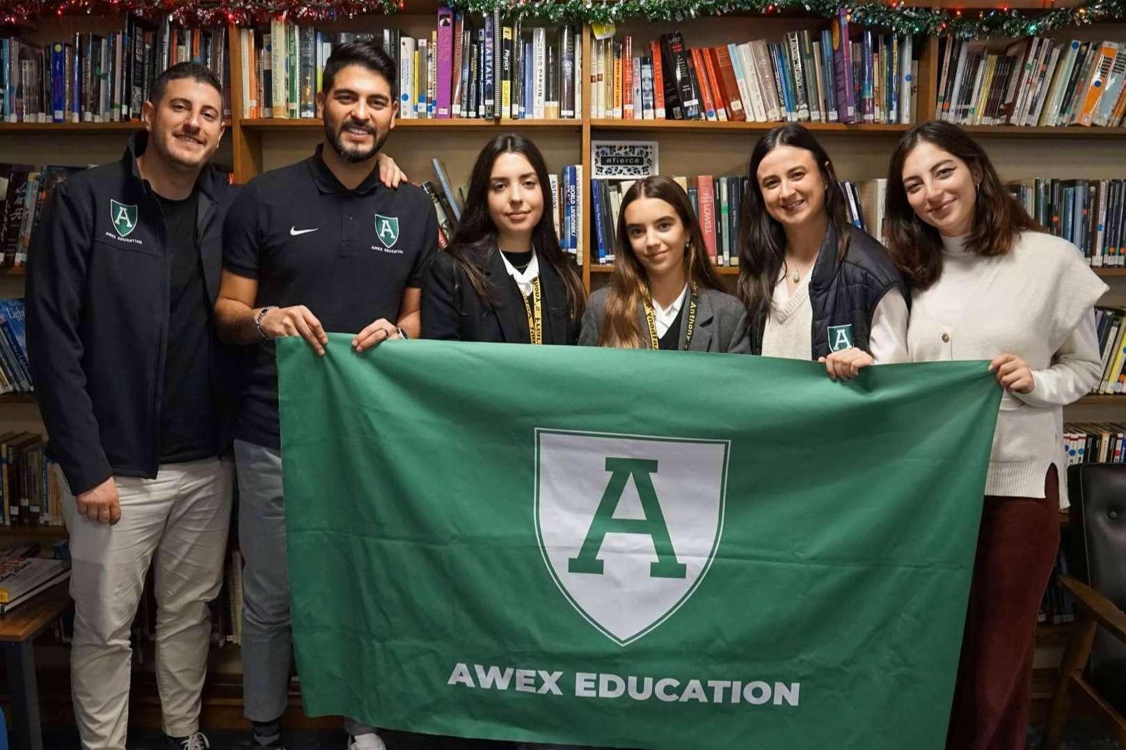 Buscar talento internacional para desarrollar comunidad intercultural para escuelas de EE. UU.