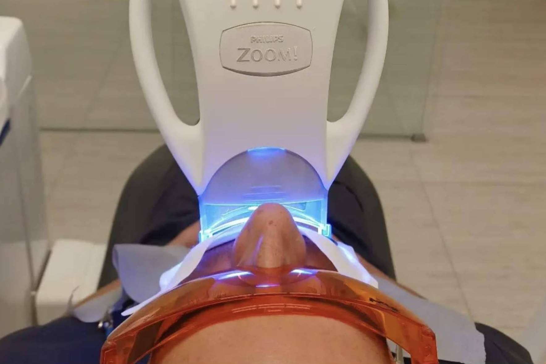 La clínica MYCA garantiza unos dientes blancos con la última tecnología