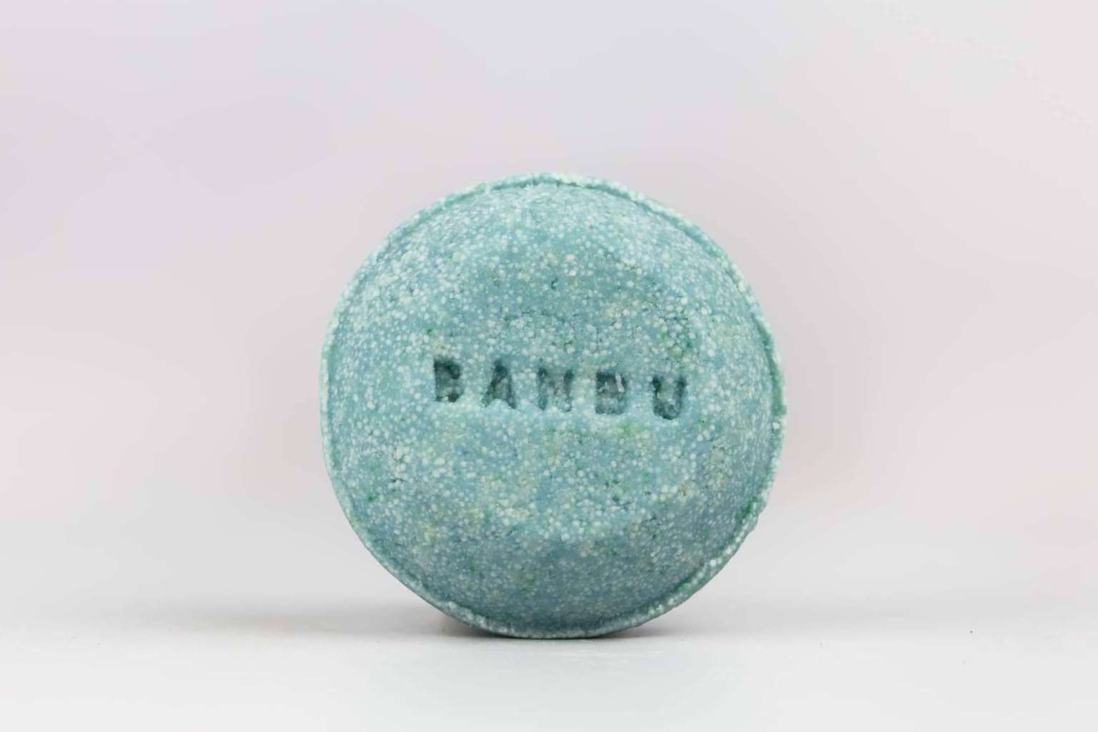 Banbu crea Fluffy, el nuevo champú sólido para método curly
