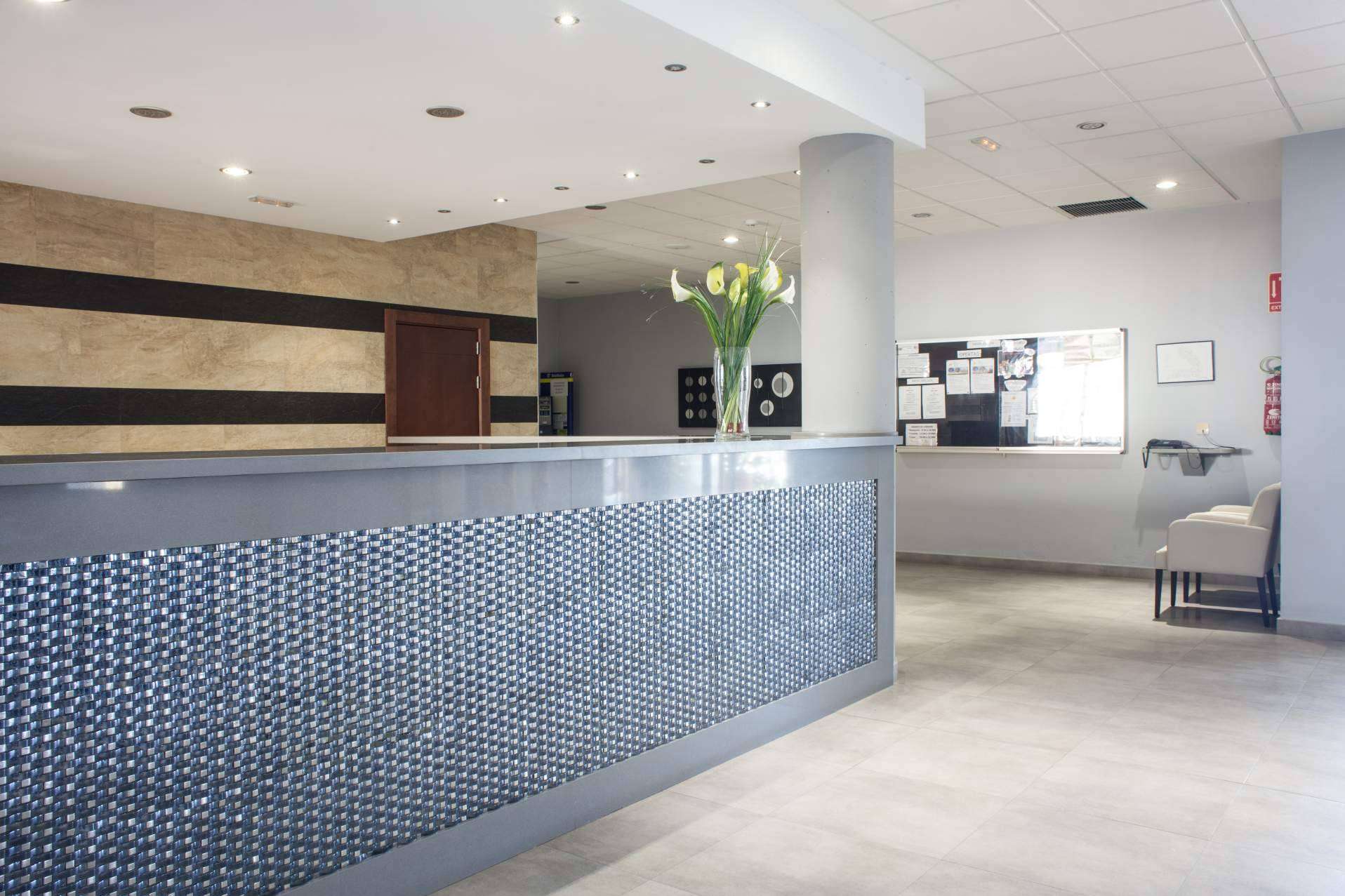 Valhotel, alojamiento turístico en la playa de Valencia