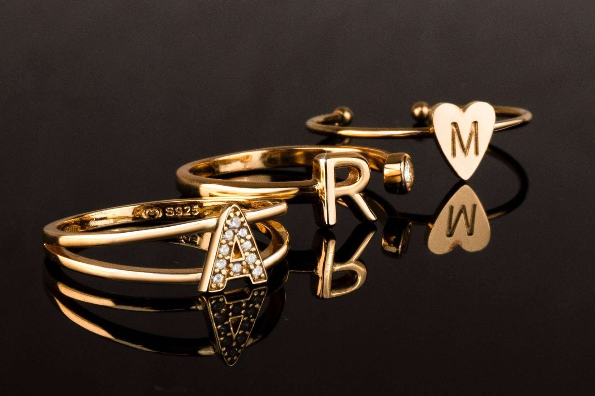 La joyería exclusiva Le Petite Marie dispone de anillos de plata