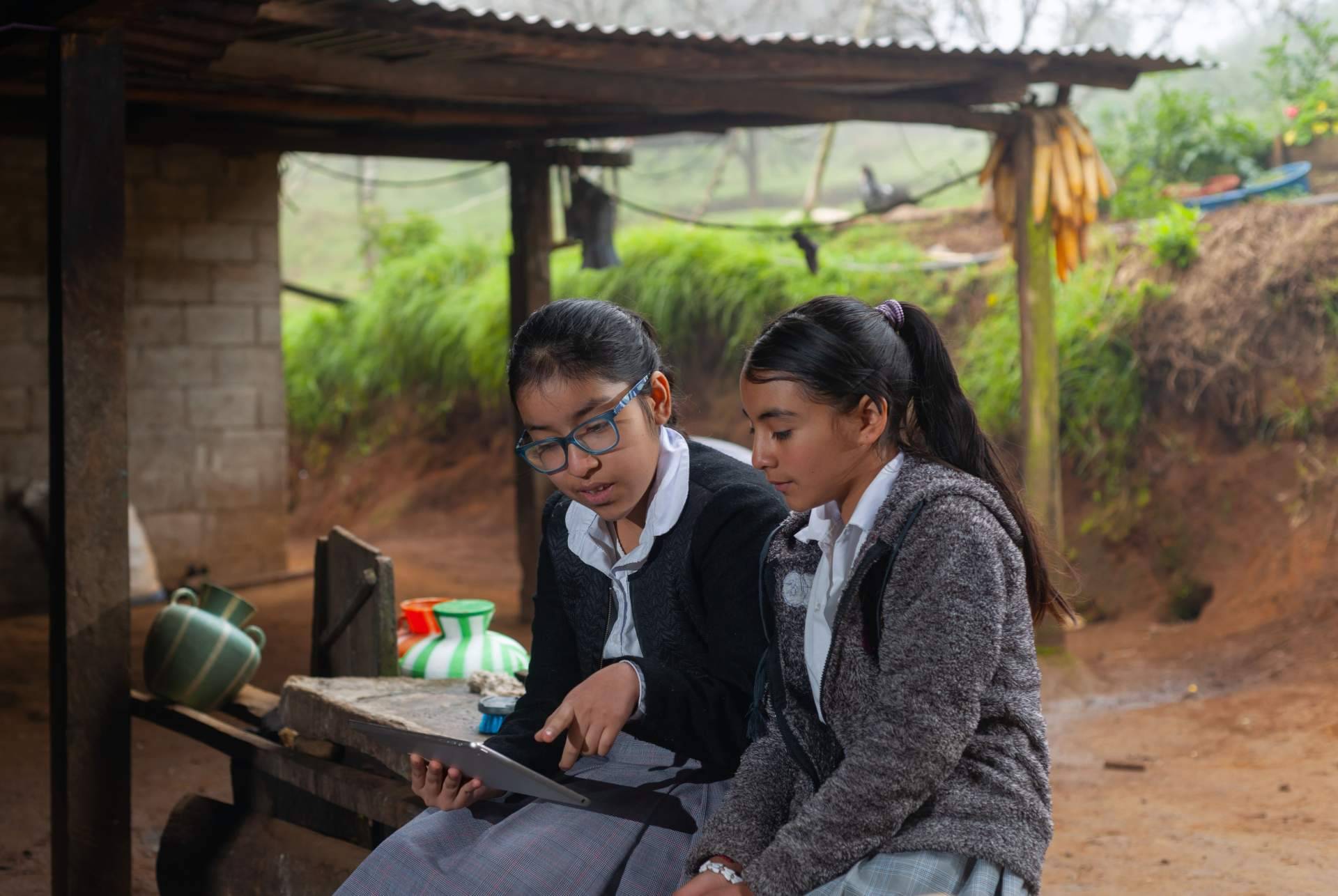 Por qué es importante la educación para el desarrollo de Centroamérica, por el doctor Elías Asfura
