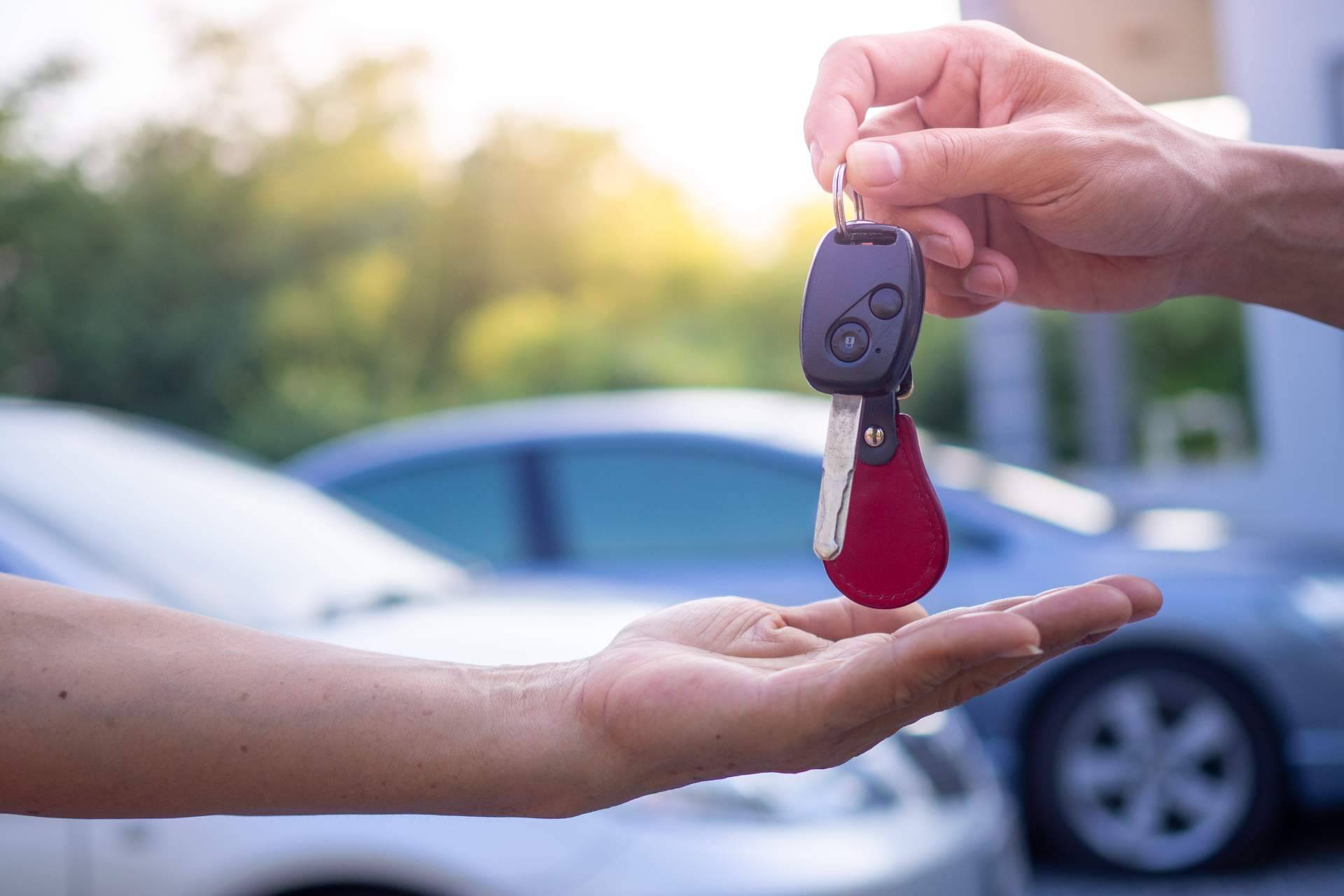 Canarias.com da la posibilidad de alquilar coches con la seguridad de una compañía nativa de Canarias