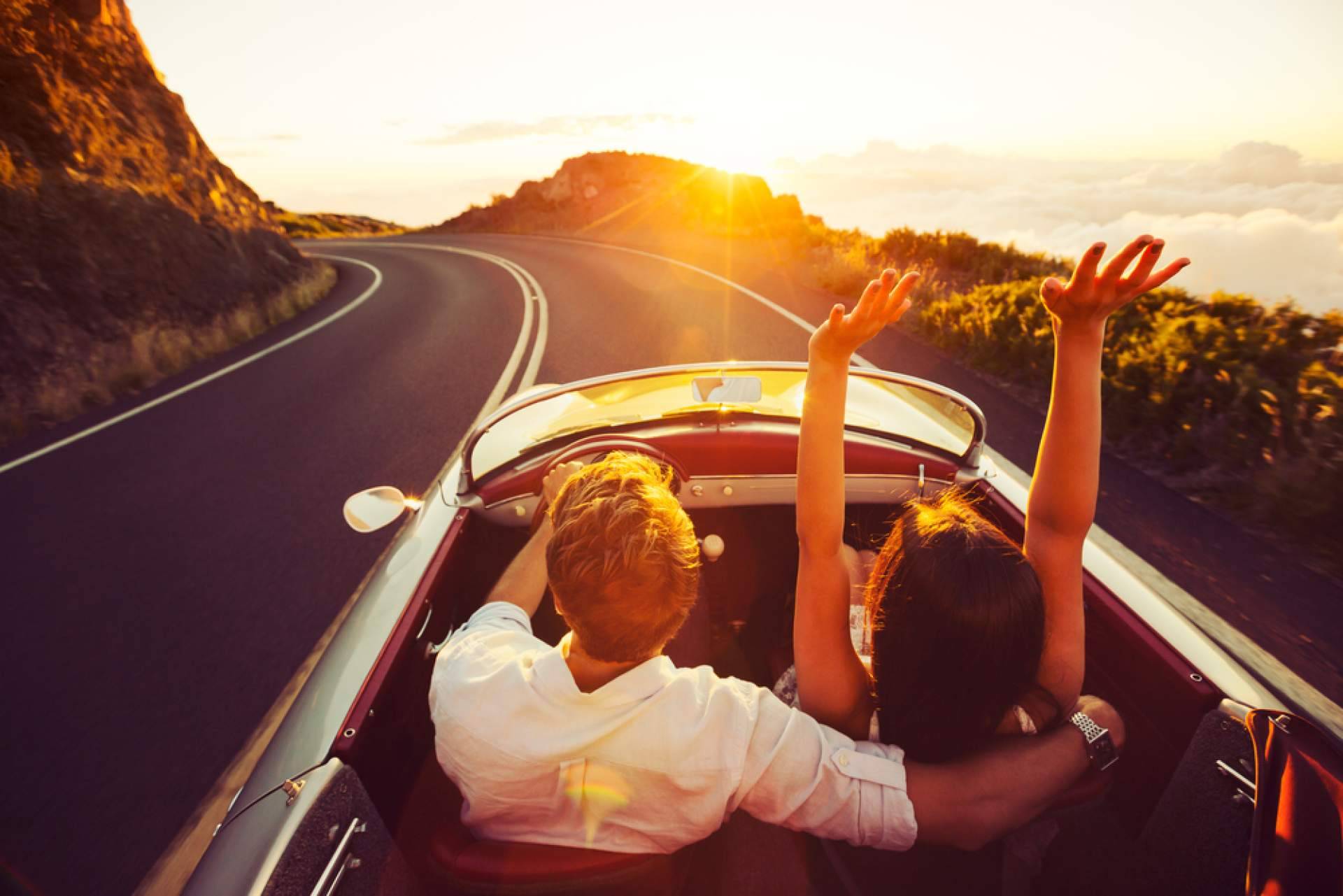 La oportunidad de conducir un coche de lujo durante el tiempo que se desee con Rent Car Deluxe