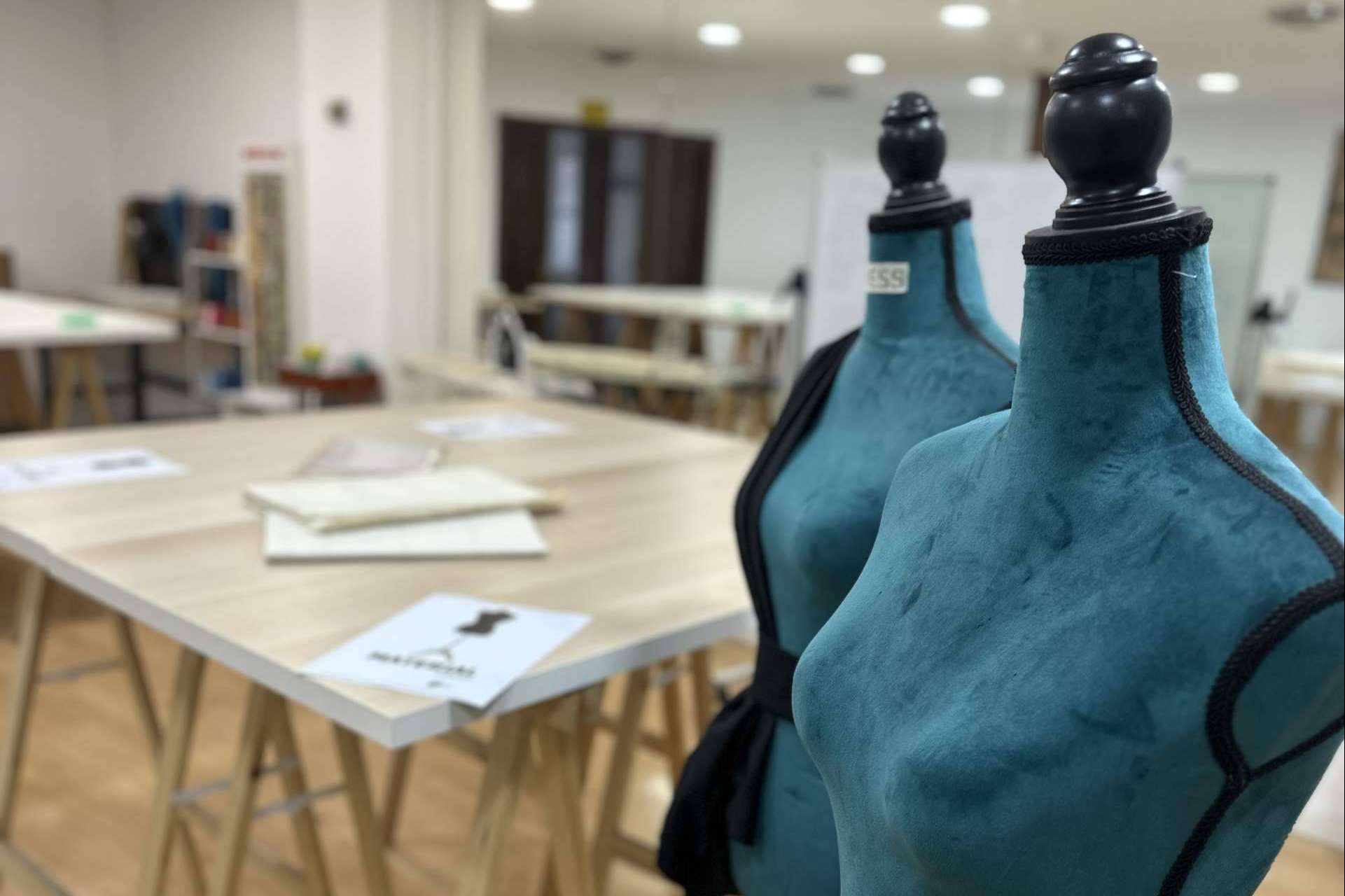 Estudiar moda en línea con el Máster de Diseño de Moda de Mon Atelier Academy