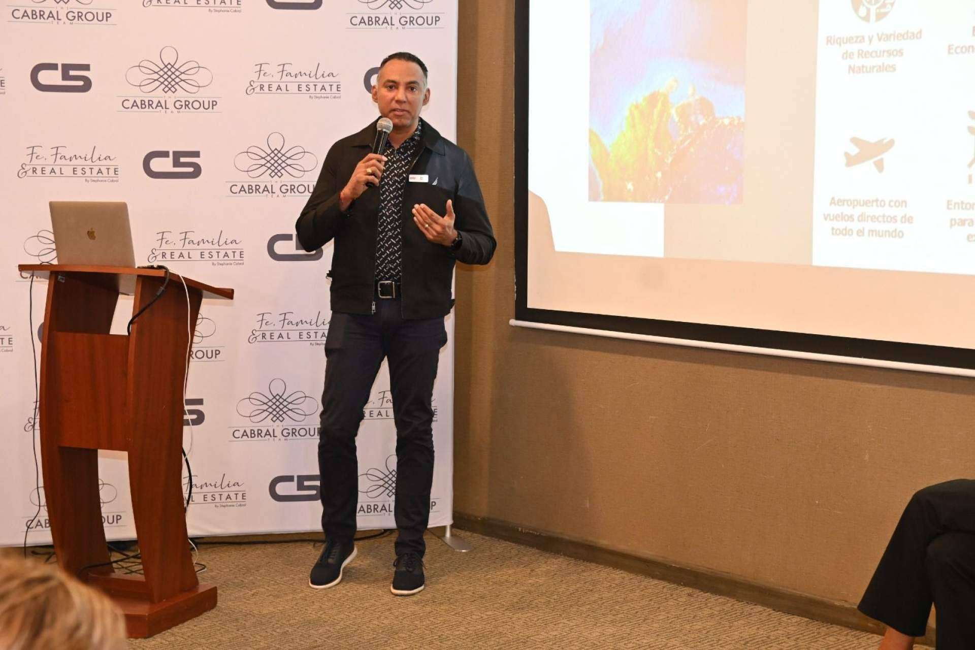 Eddy Peña es el asesor inmobiliario experto en propiedades turísticas