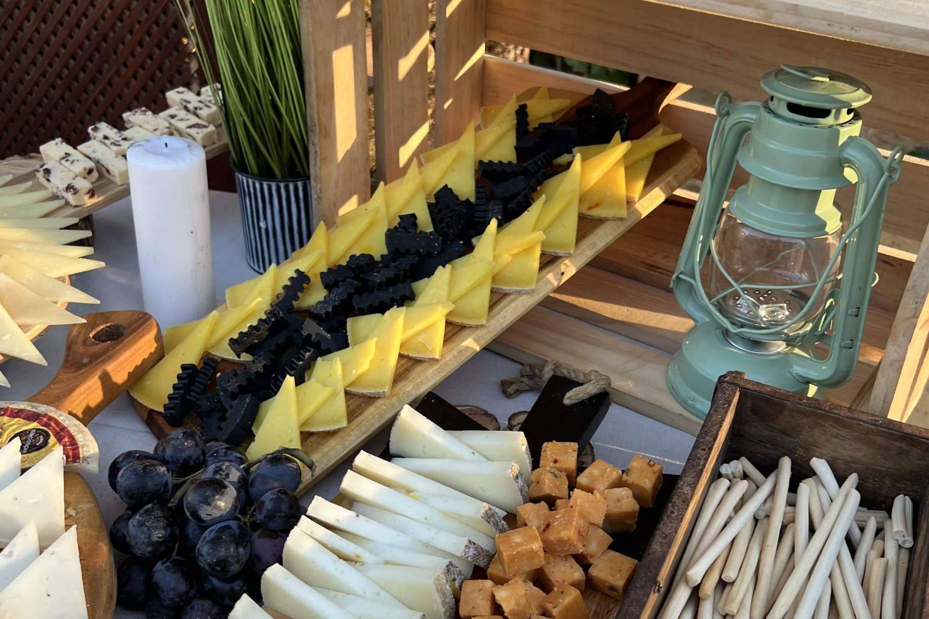 La tienda gourmet de quesos de alrededor del mundo, Valle de Aras
