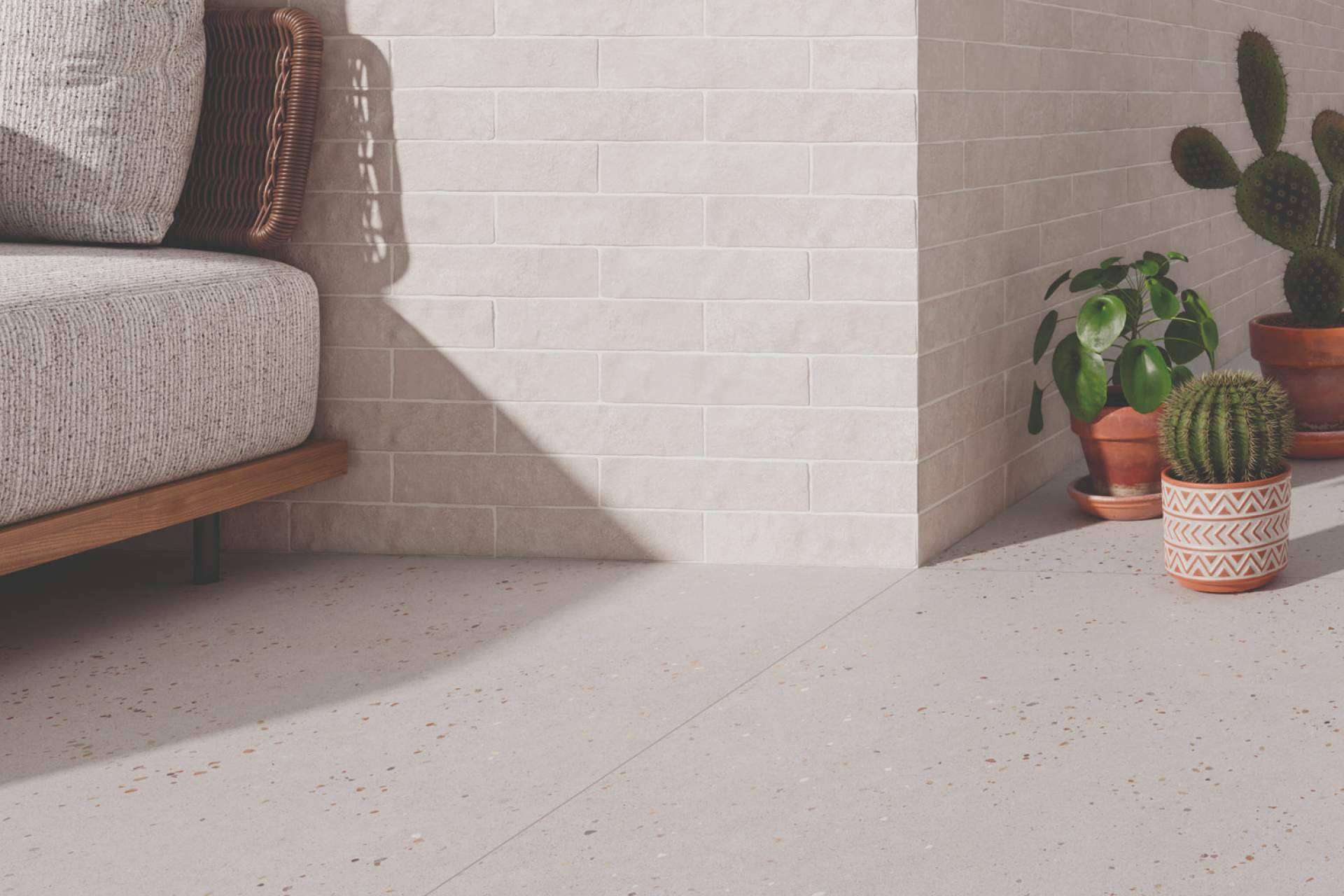 Gran diversidad de azulejos para terrazas y piscinas en Duritti Cerámica