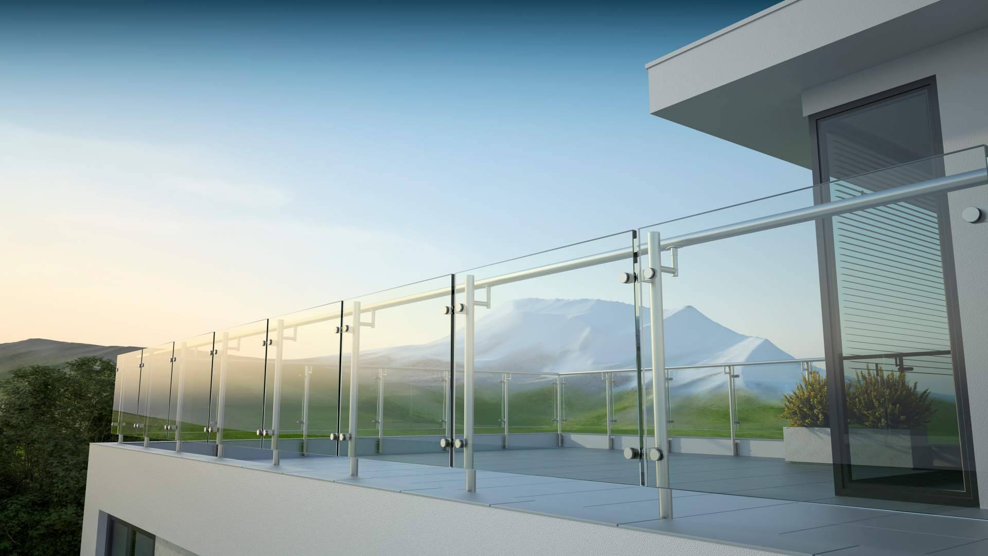 Las ventajas de decorar la terraza con barandillas de cristal, por Kurten Glass